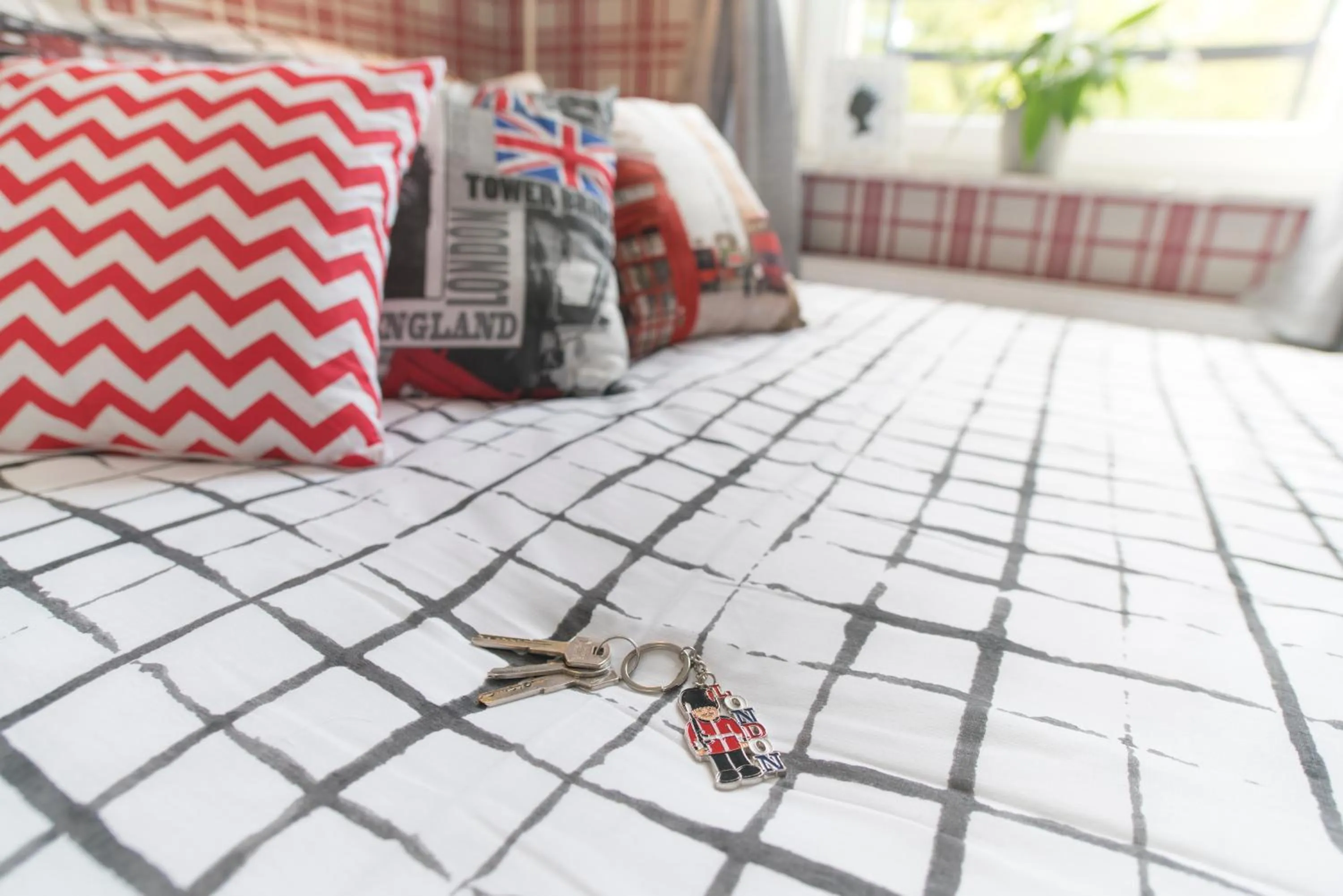 Hostel "Night o'clock" - restauracja, parking i darmowa siłownia