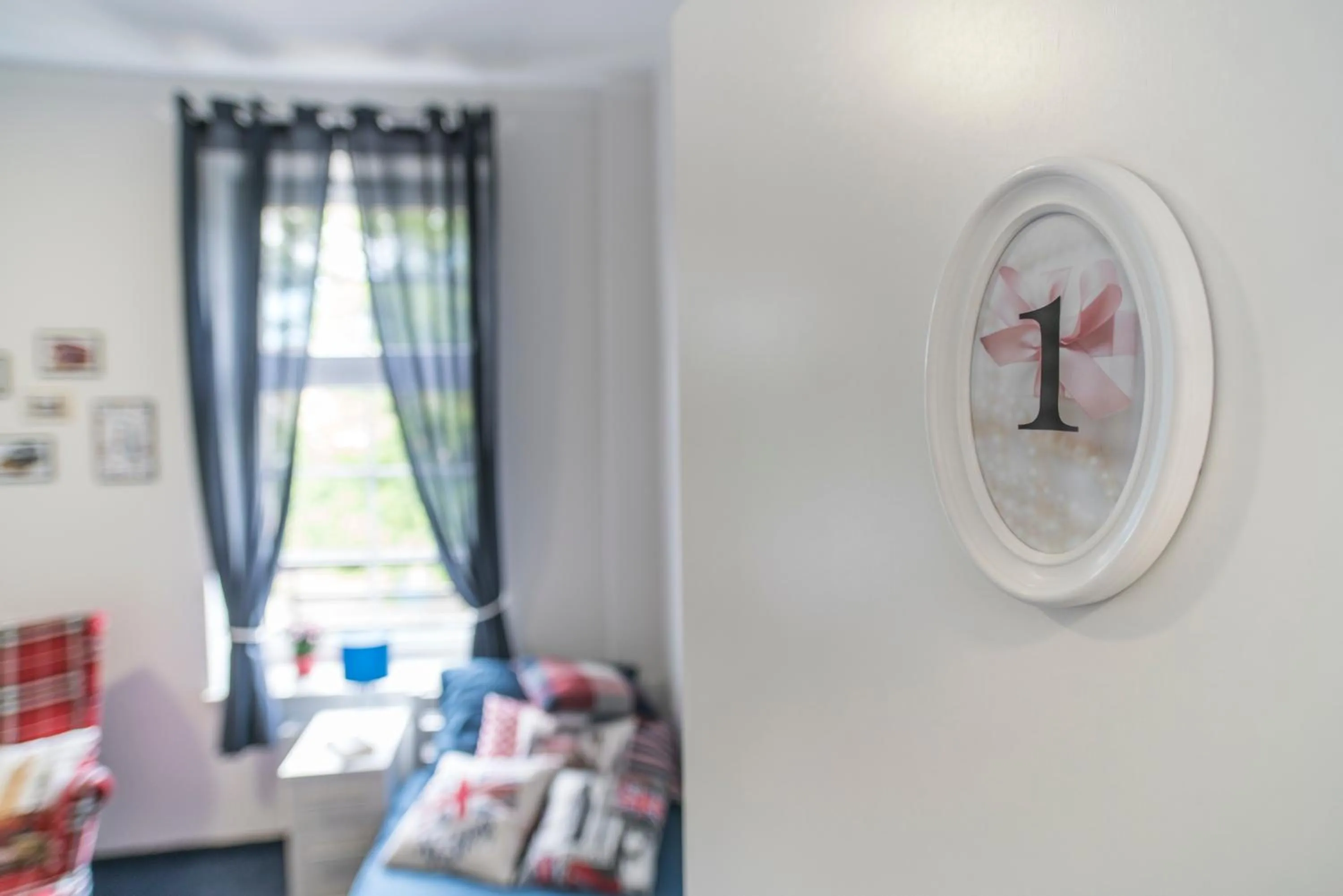 Hostel "Night o'clock" - restauracja, parking i darmowa siłownia