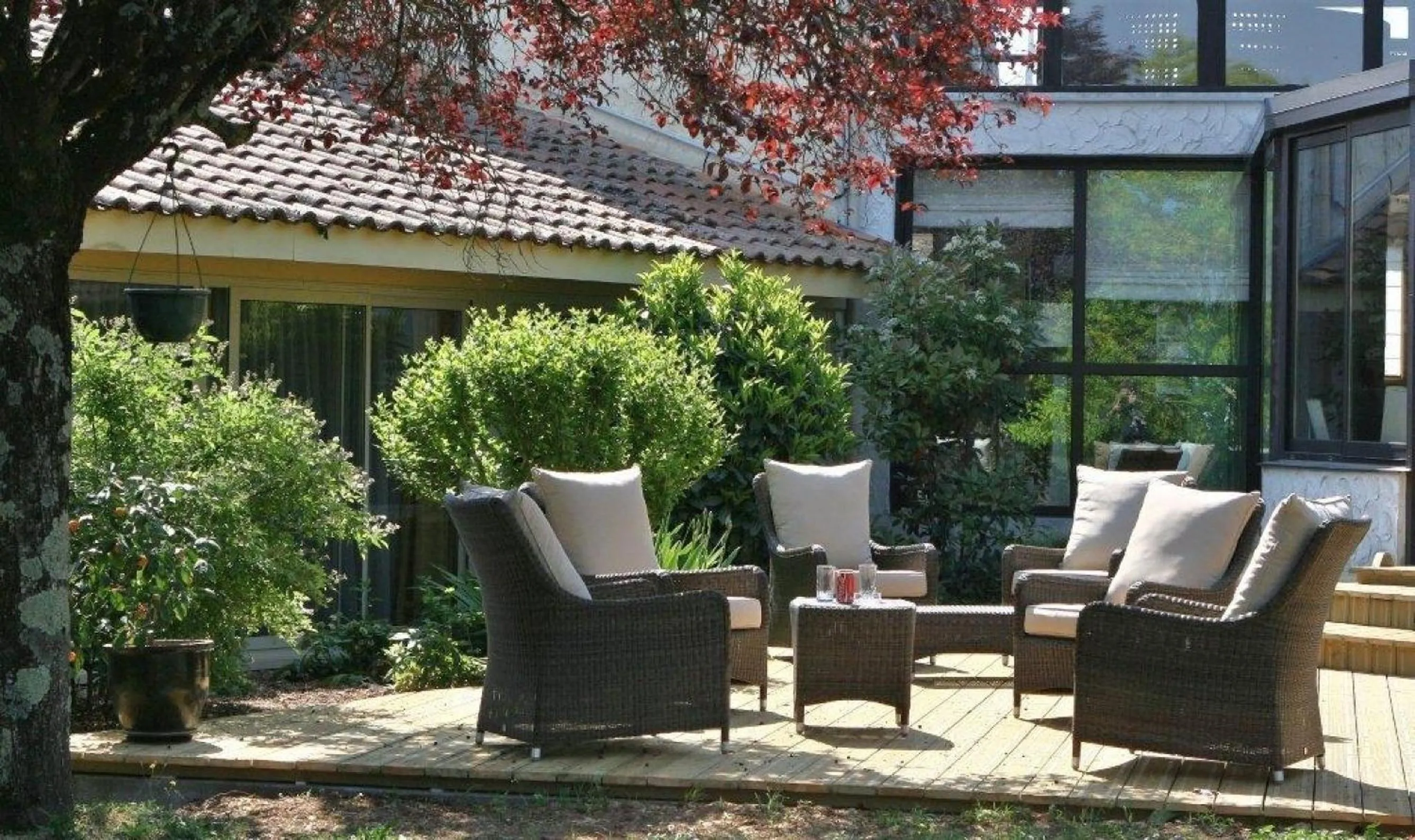 Garden in Kyriad Angoulême Nord Champniers- Hôtel & Résidence