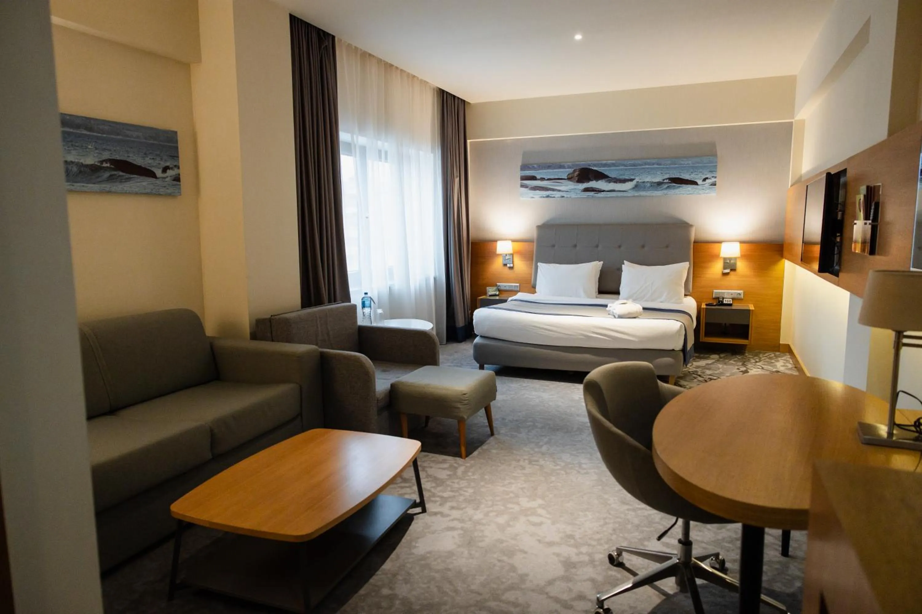 Bed in Holiday Inn - Aktau - Seaside by IHG