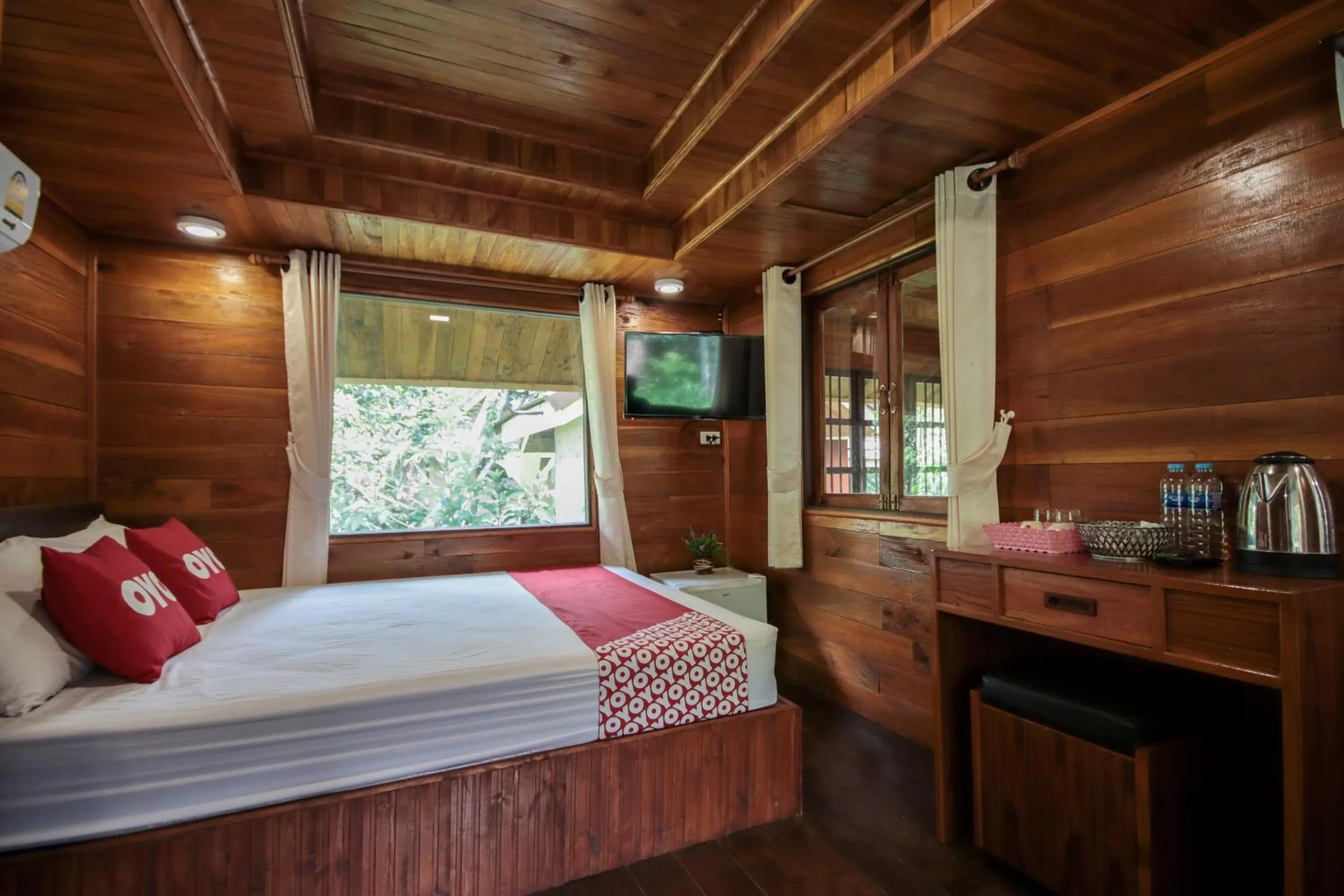 Bedroom in OYO 604 Ruen Mai Horm Resort