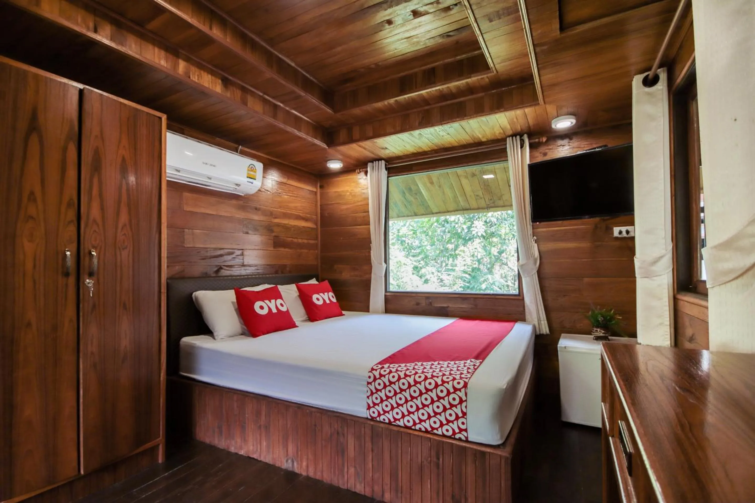 Bedroom in OYO 604 Ruen Mai Horm Resort