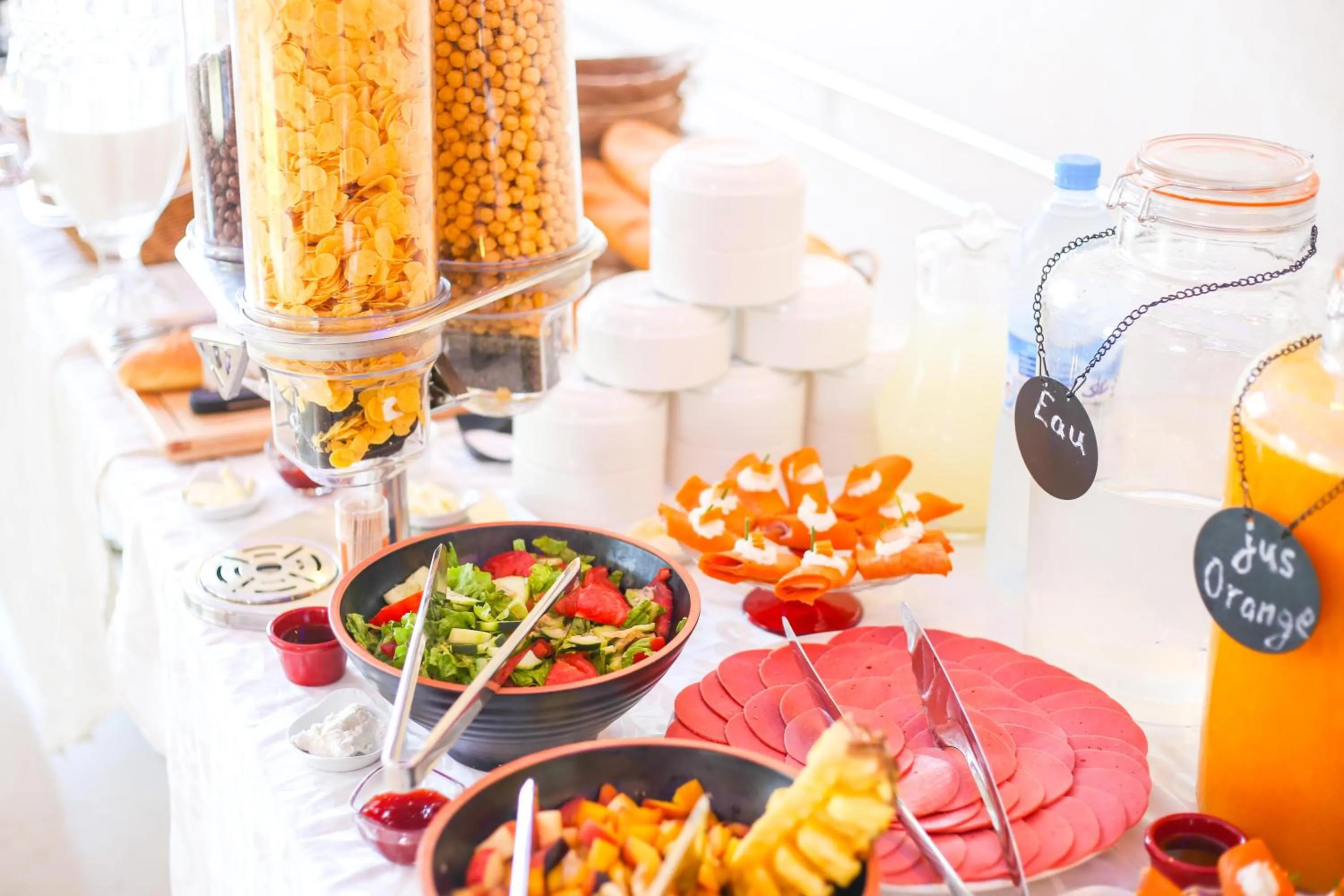 Restaurant/places to eat in HOTEL MAKARIM TETOUAN