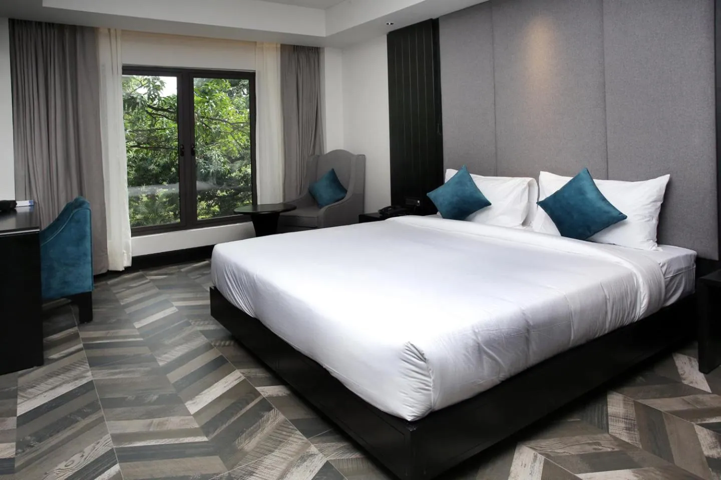 Bedroom, Bed in LEMARQ