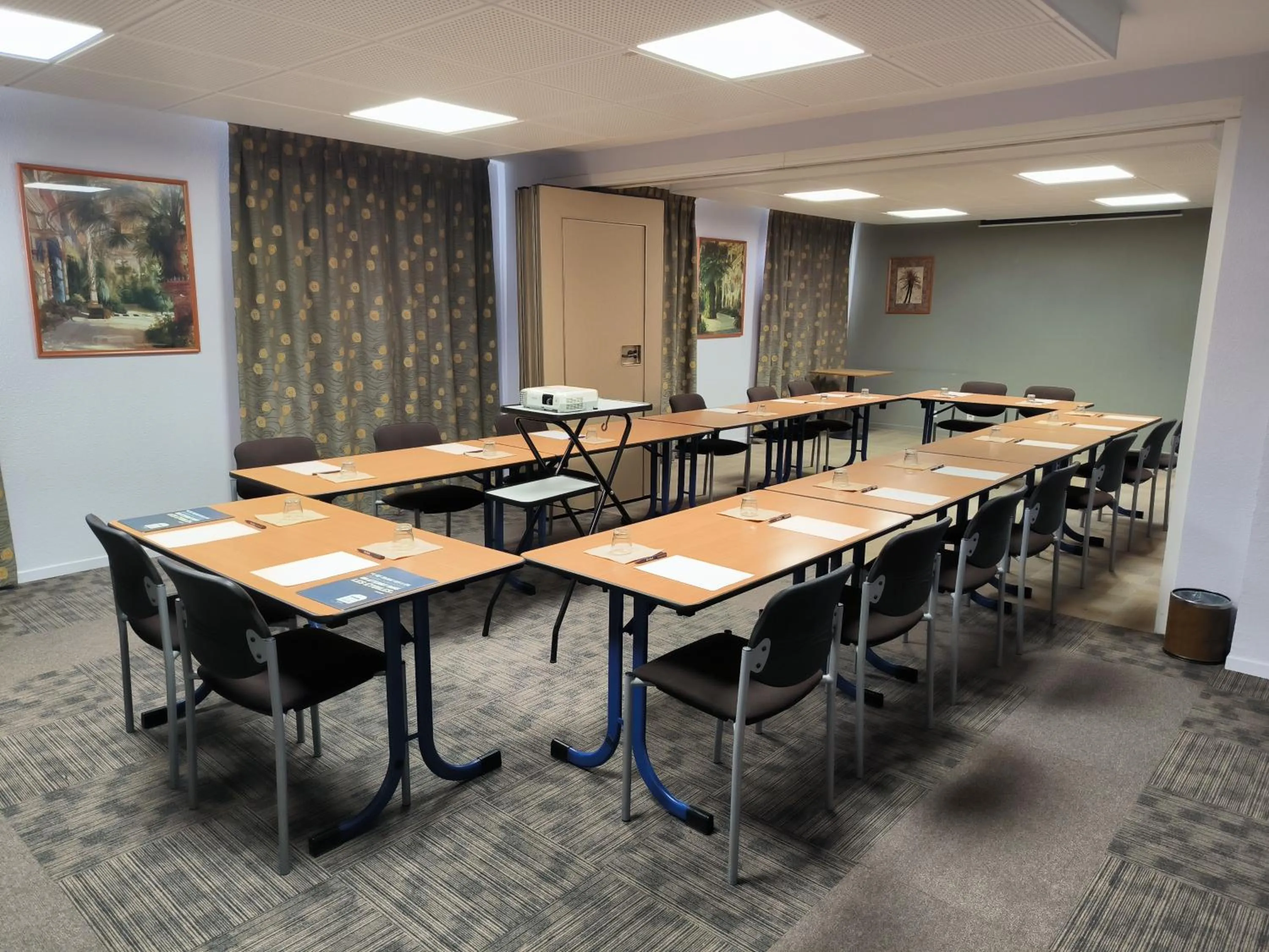 Meeting/conference room in Kyriad Hotel Montpellier Centre Antigone