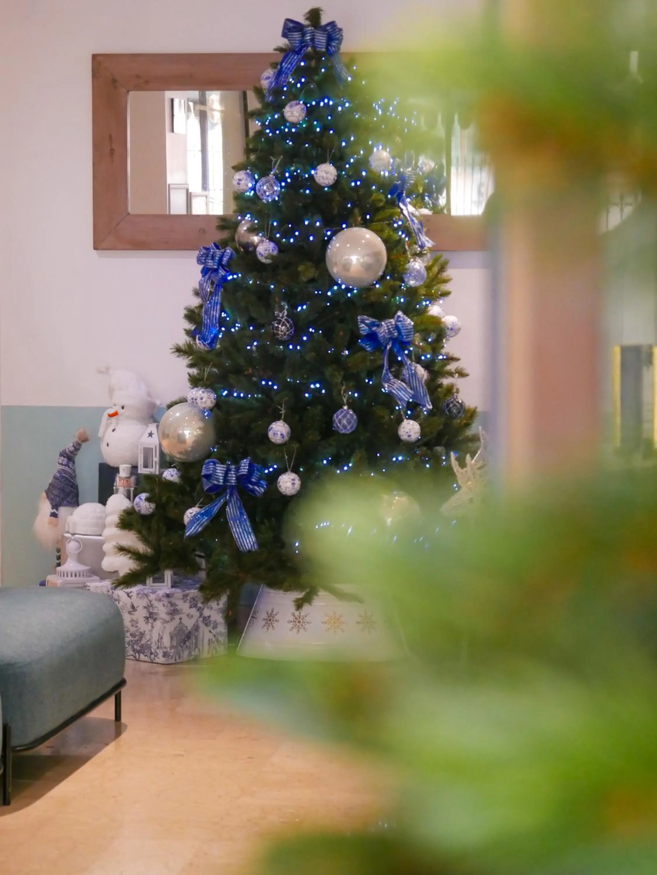 Lobby or reception in Best Western Hotel Mediterranee Menton