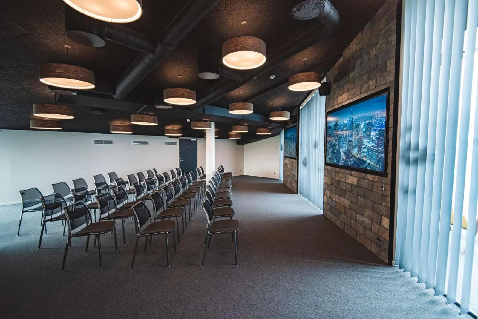 Business facilities in Hotel Brandan