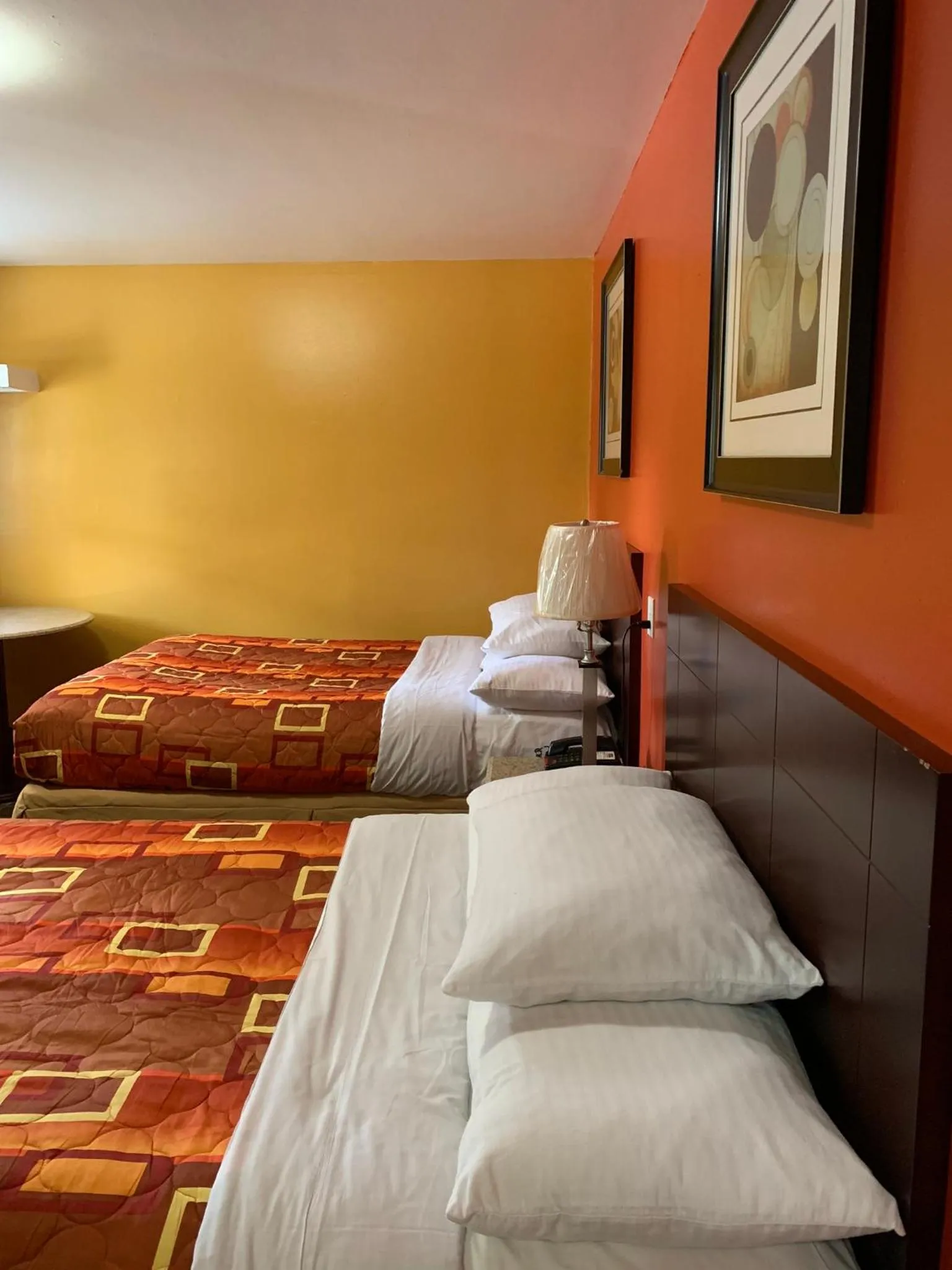 Bed in Scottish Inns Wrightstown