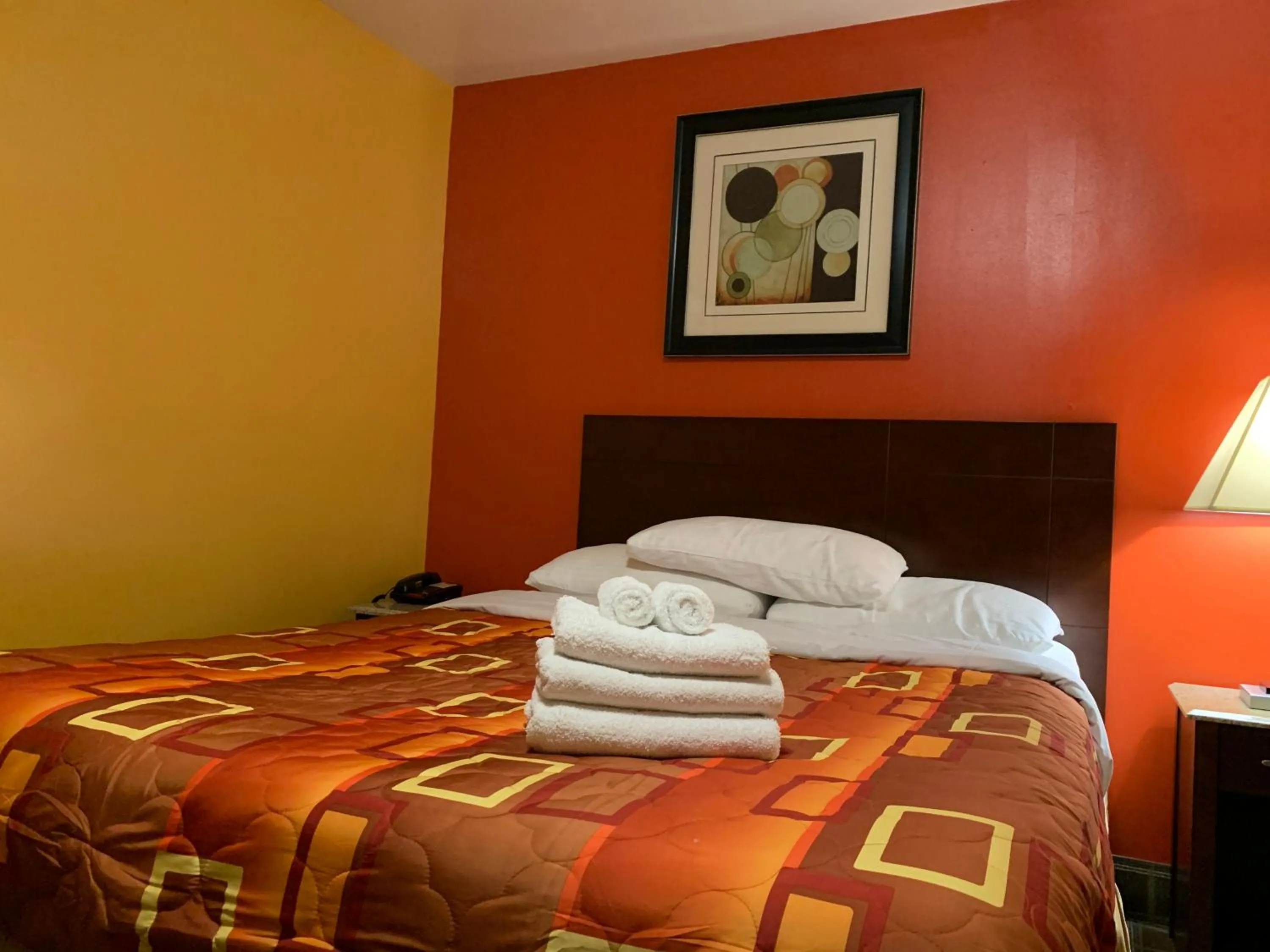 Bed in Scottish Inns Wrightstown