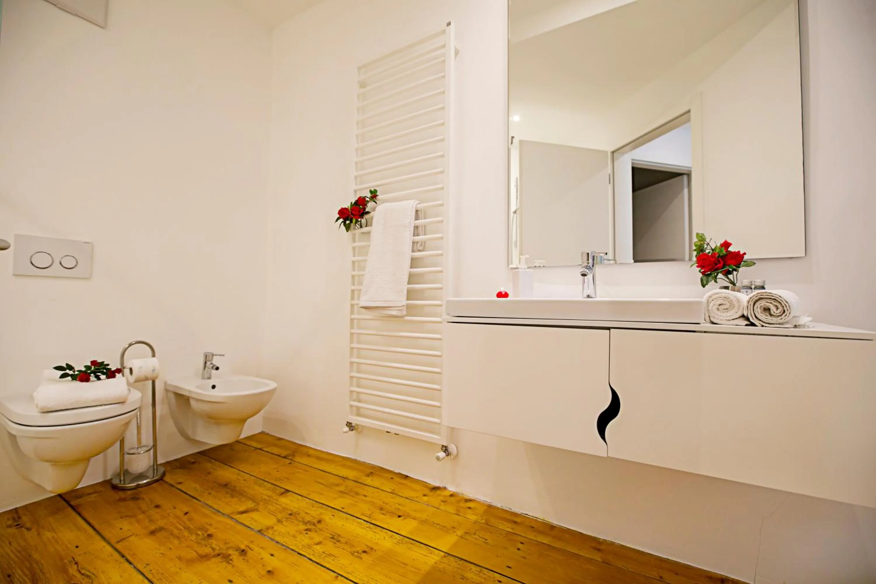 Bathroom in Casa Alla Grotta - Happy Rentals