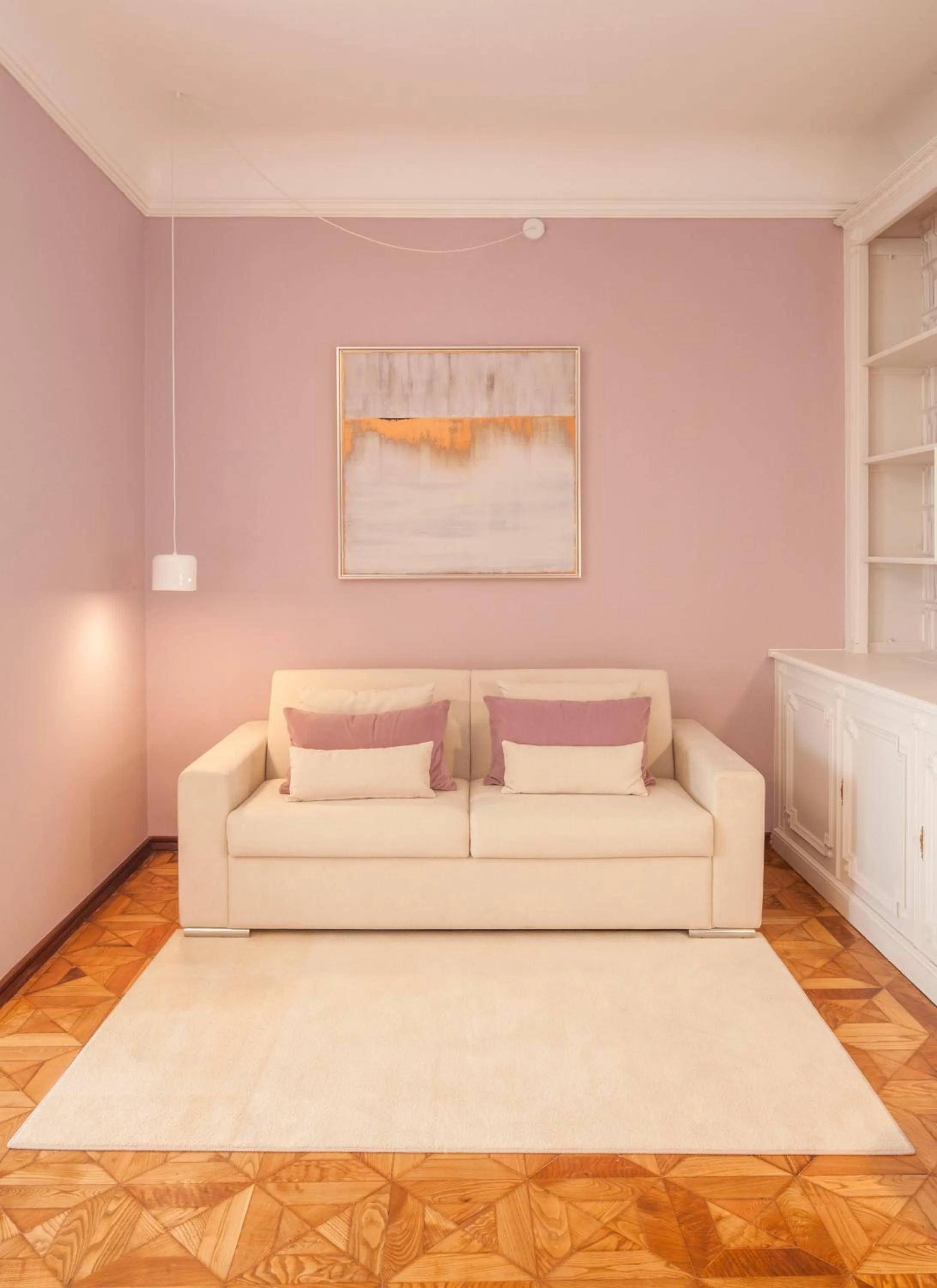 Seating area, Bed in Luzeiros Suites