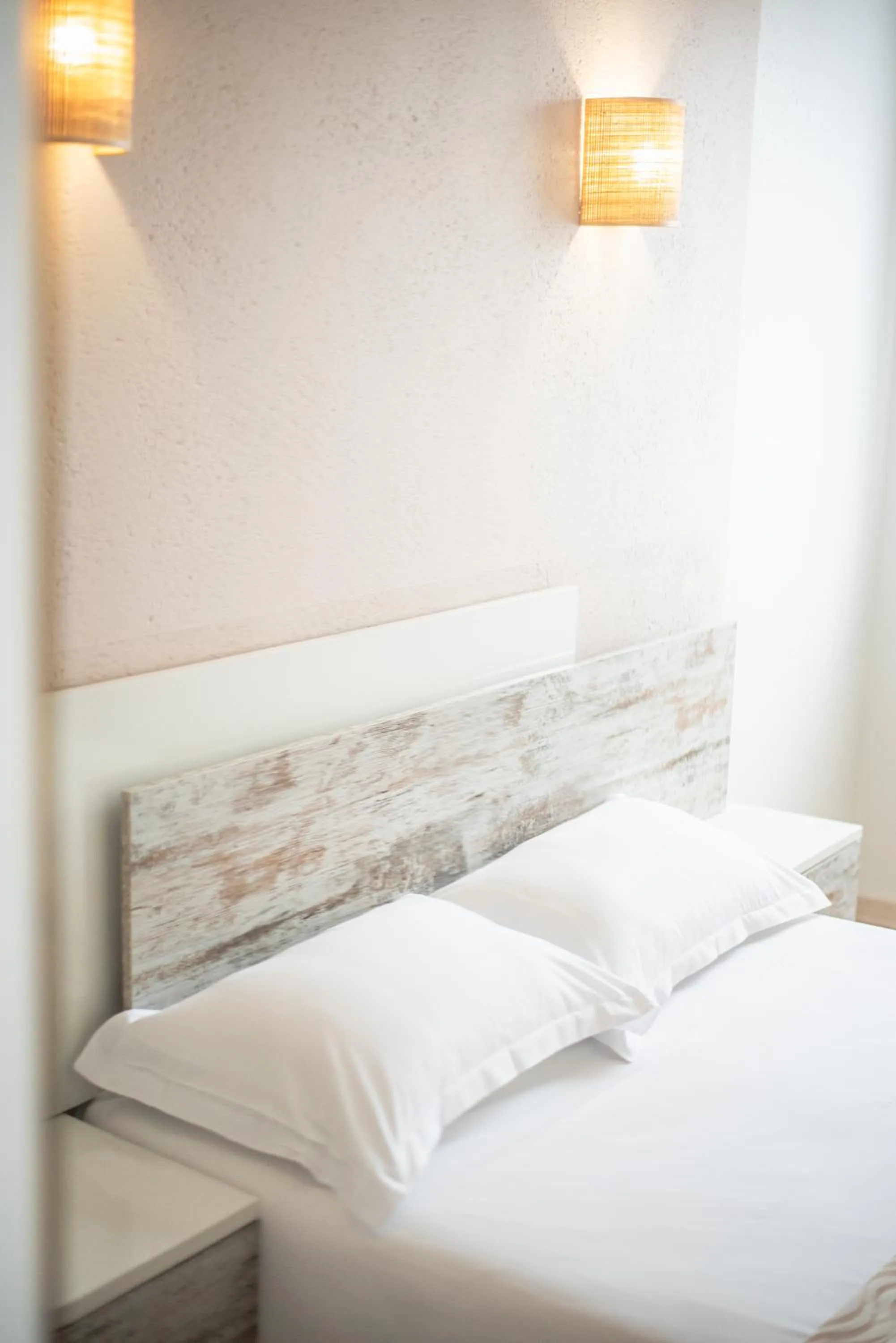 Bed in Hôtel La Tour des Anglais