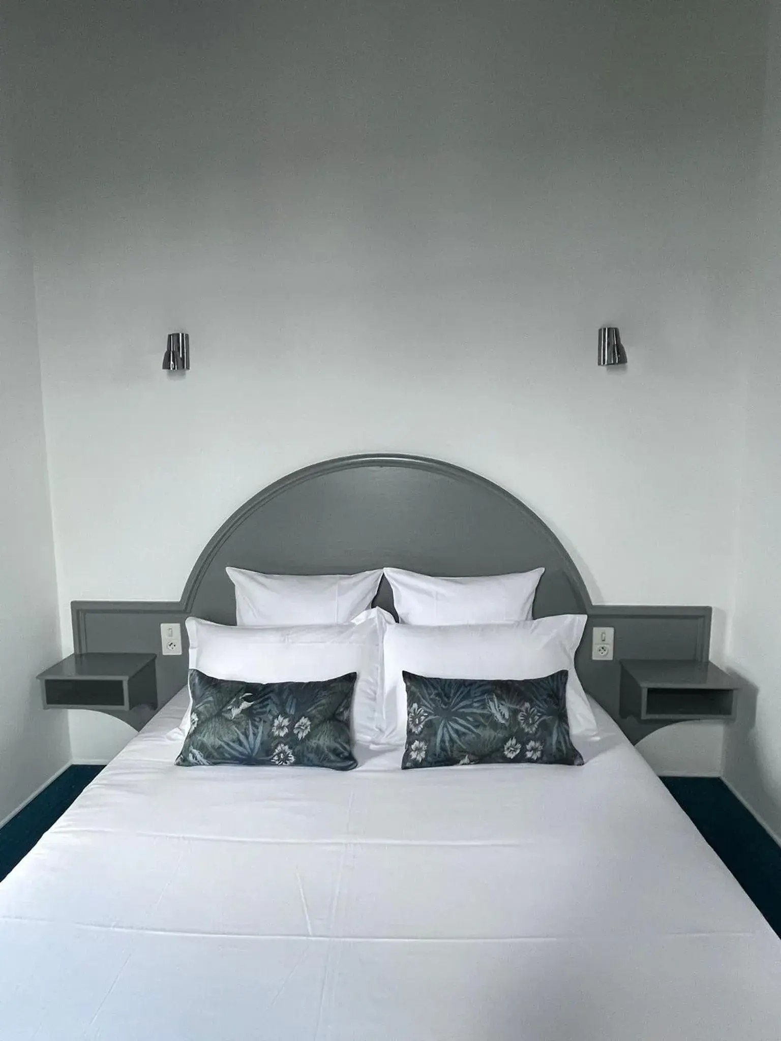 Superior Double Room in Hôtel La Tour des Anglais Superior Double Room in Hôtel La Tour des Anglais