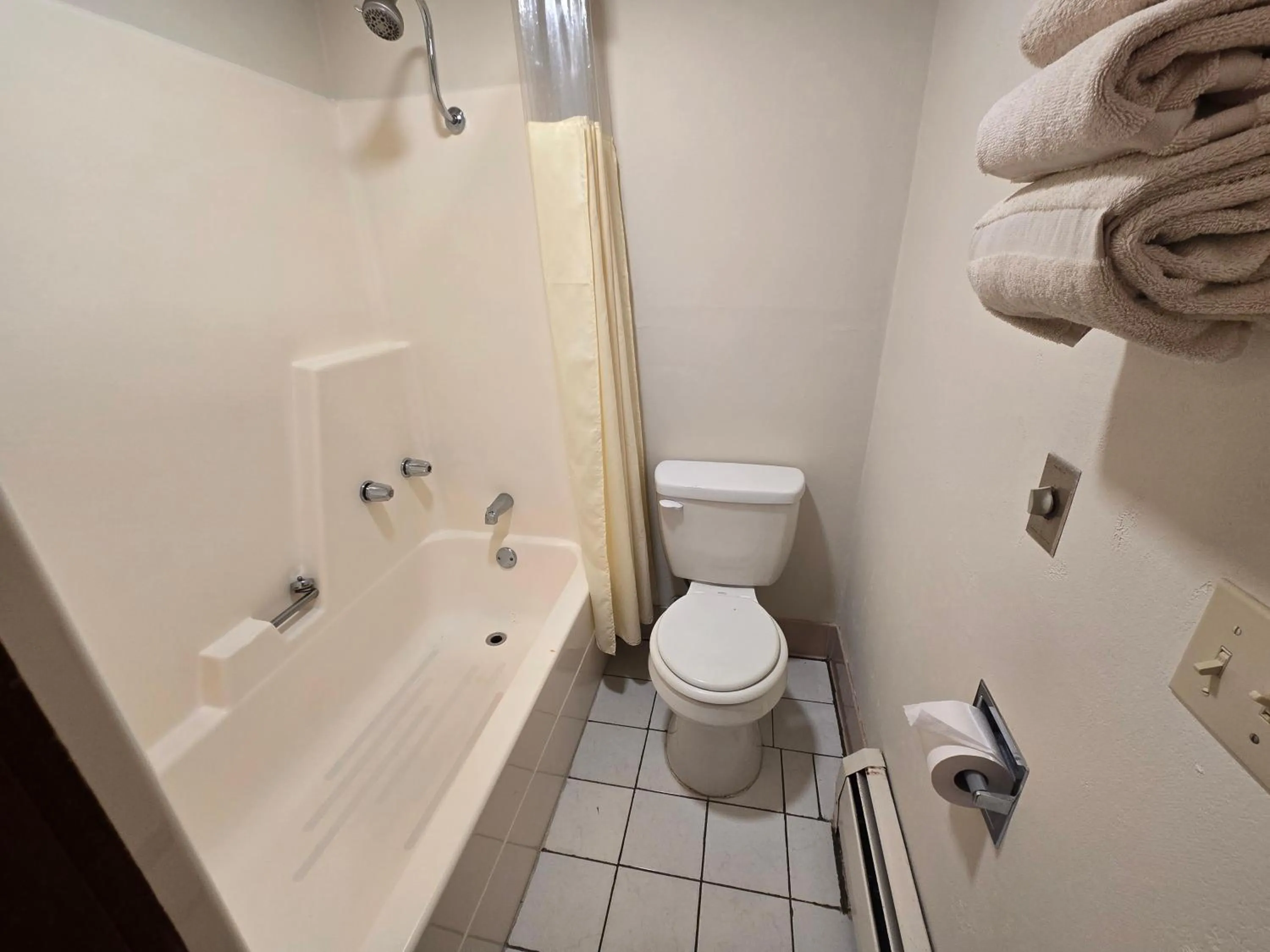 Shower in Timber Inn