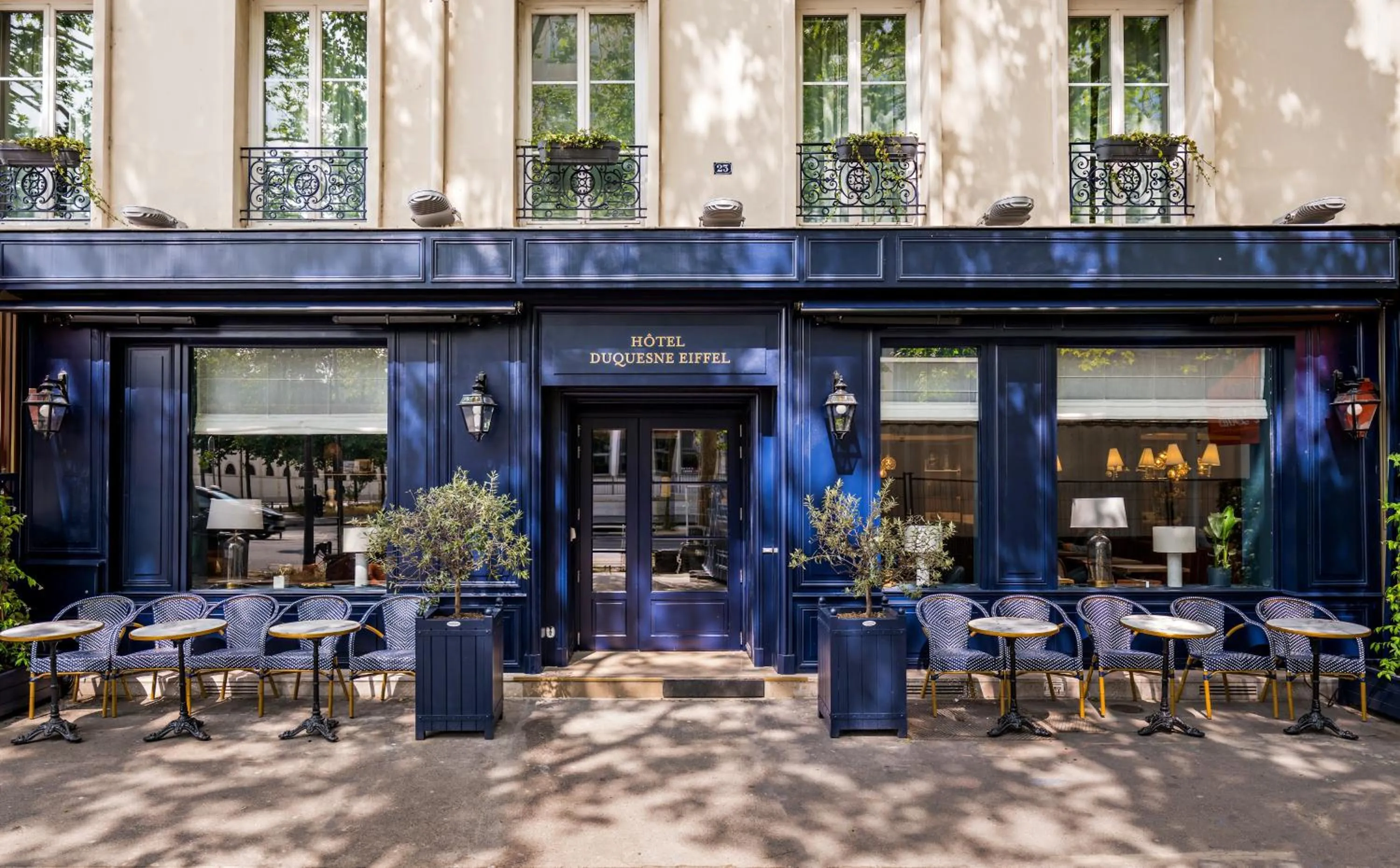 Property building in Hotel Duquesne Eiffel