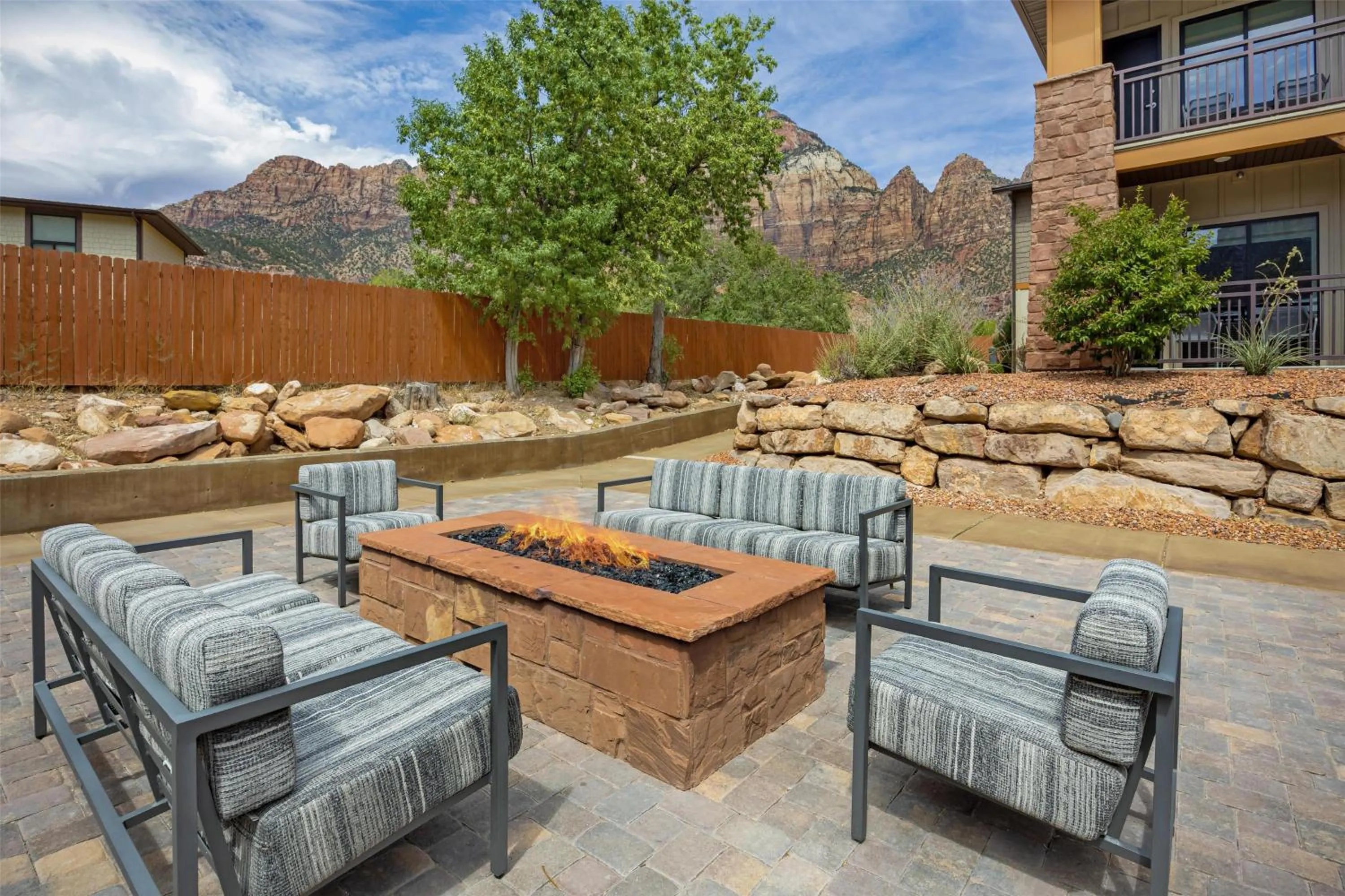 Property building in Best Western Plus Zion Canyon Inn & Suites