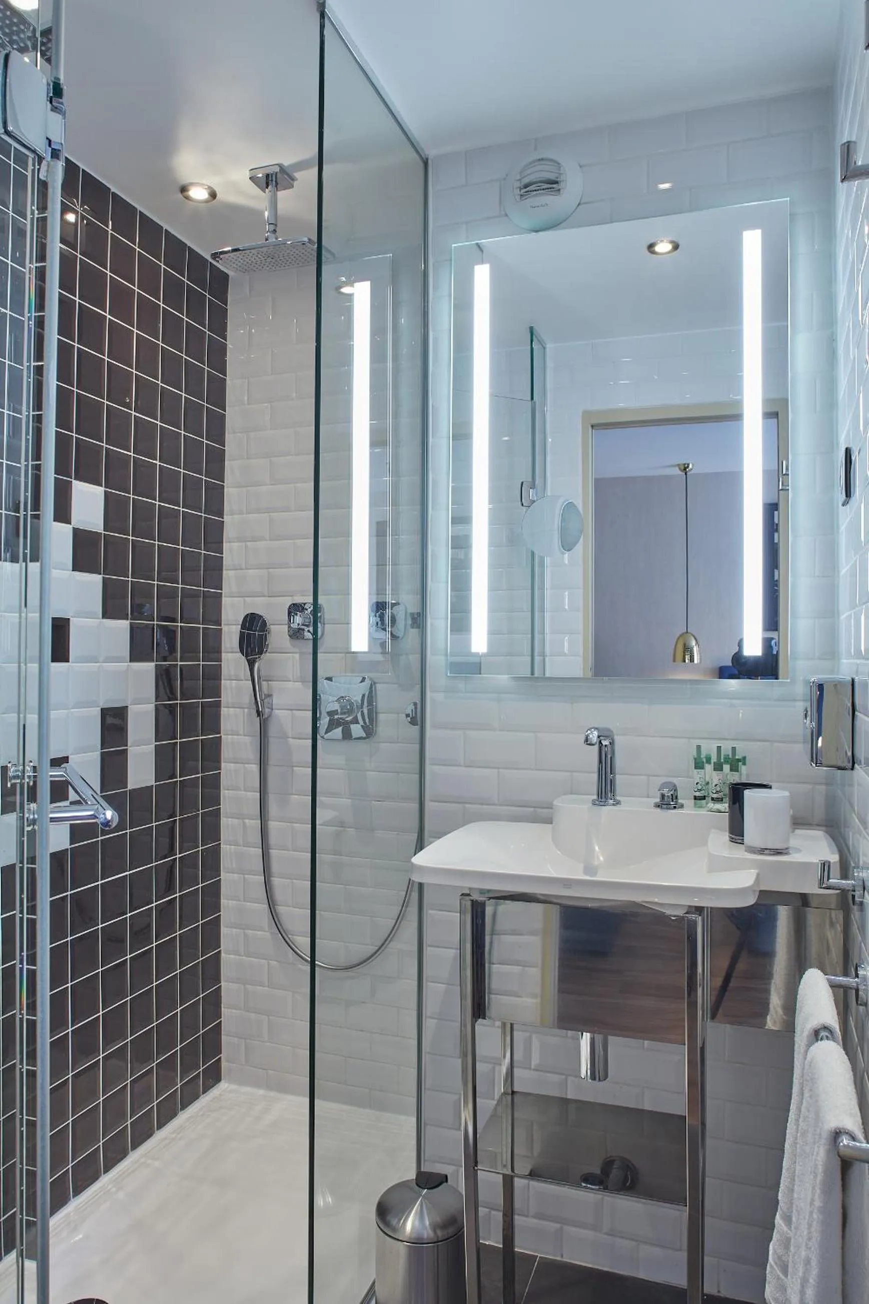 Bathroom in Hotel Atmospheres