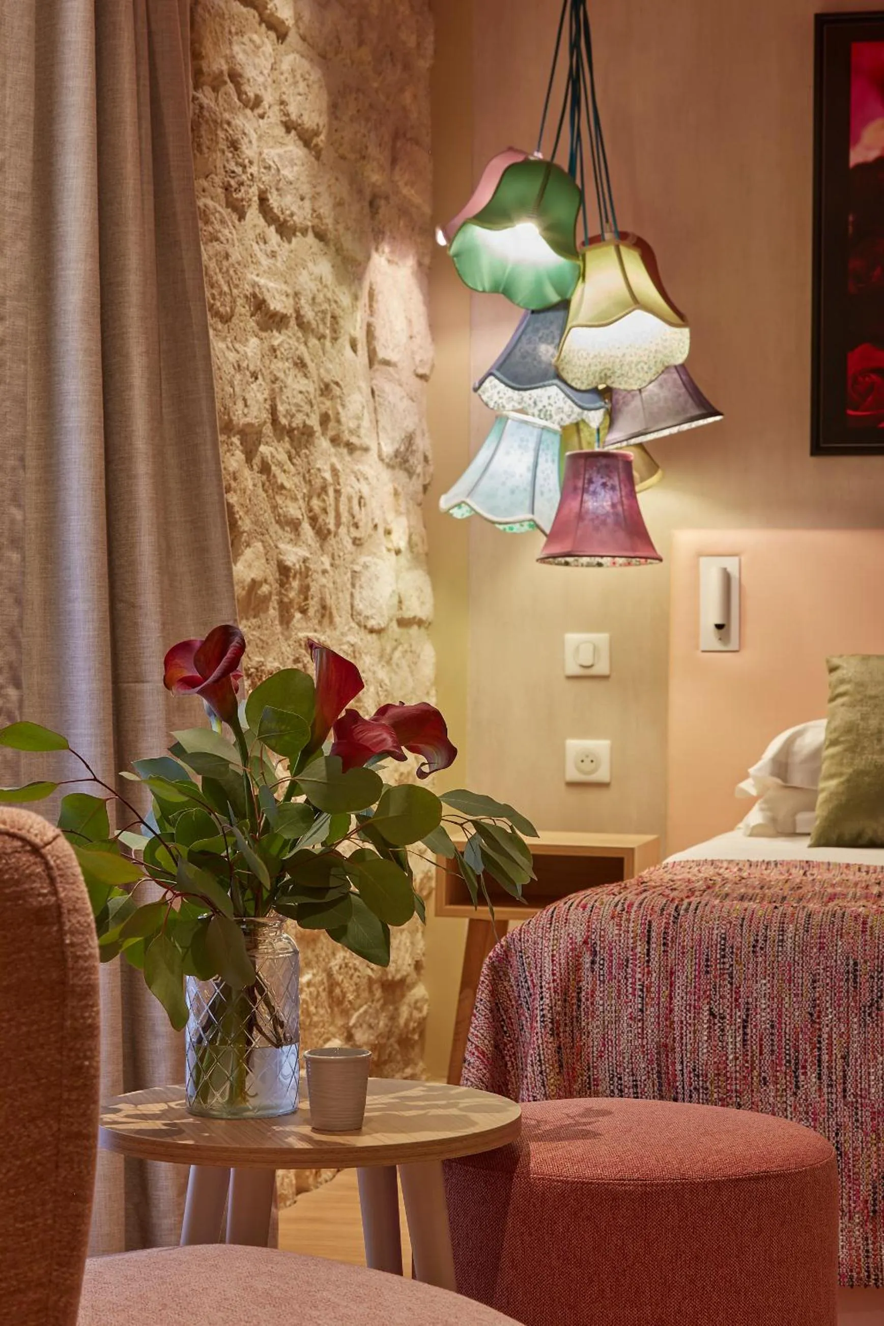 Bed in Hotel Atmospheres