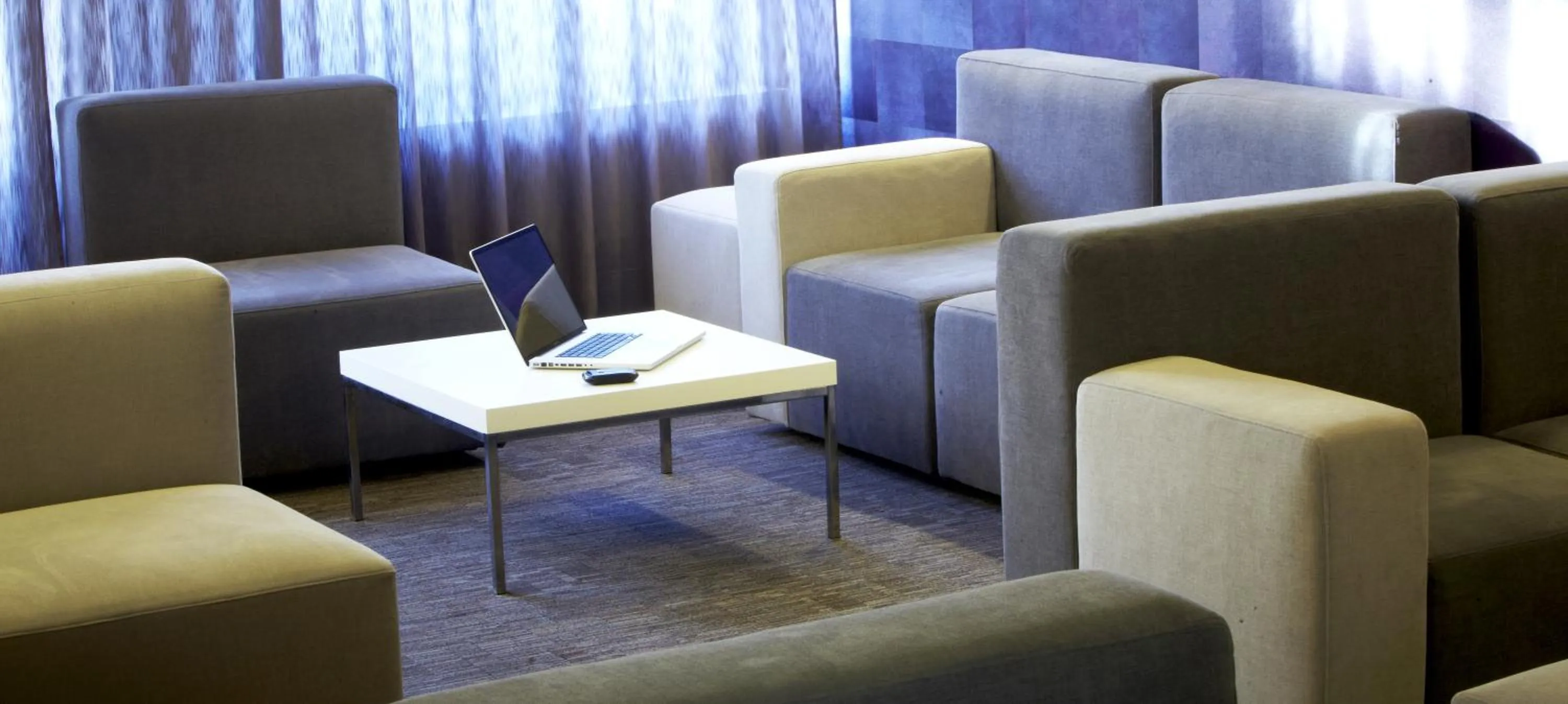 Lounge or bar in Kyriad Valence Nord Bourg-Les-Valence