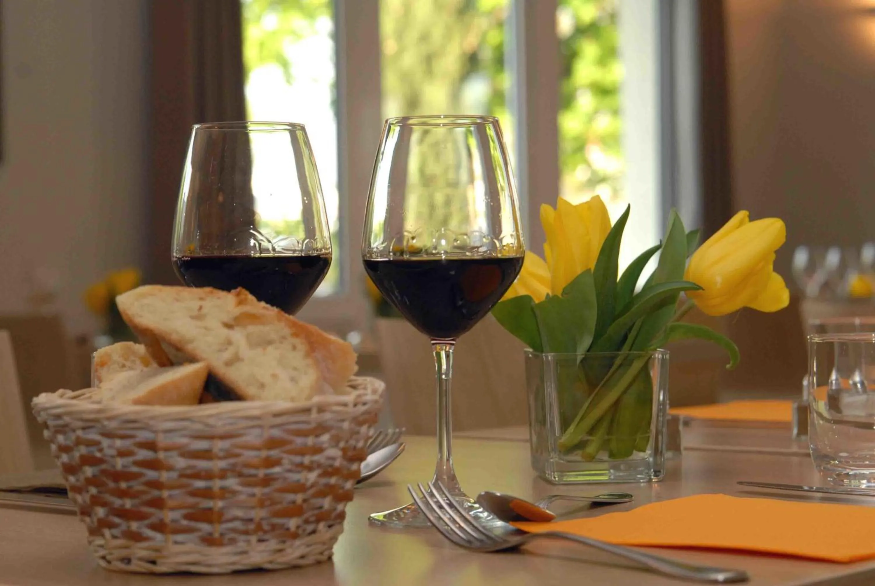 Restaurant/places to eat in Kyriad Valence Nord Bourg-Les-Valence