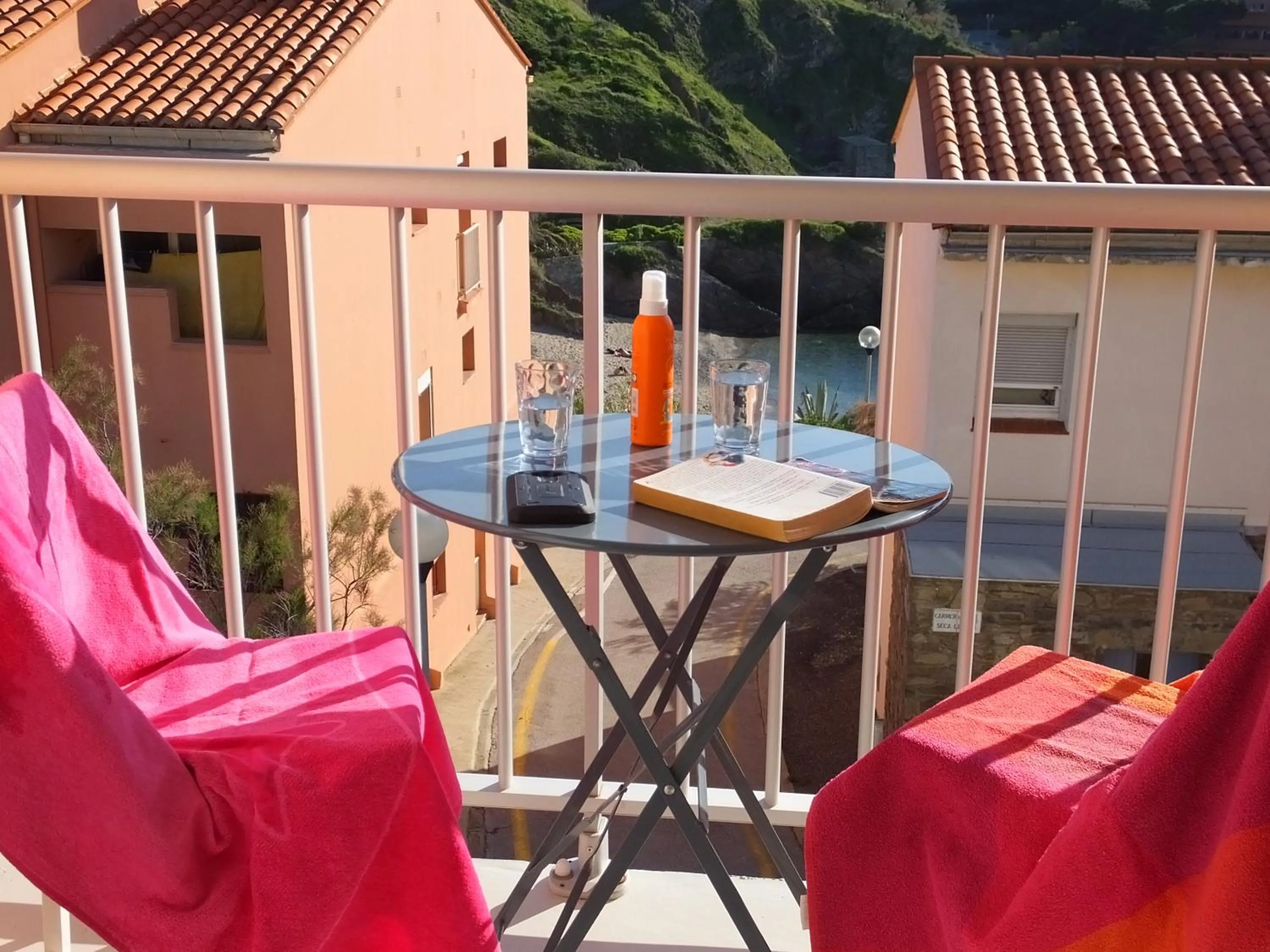 Collioure - Modern Beachside Apartment Joey
