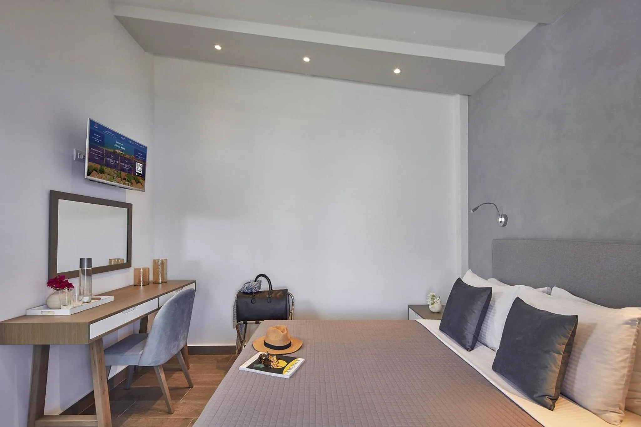 Bedroom, Bed in ALKINOI RESORT AND SPA