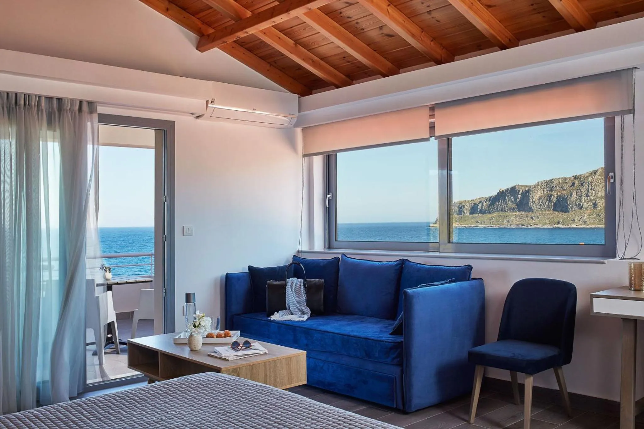 Bedroom in ALKINOI RESORT AND SPA