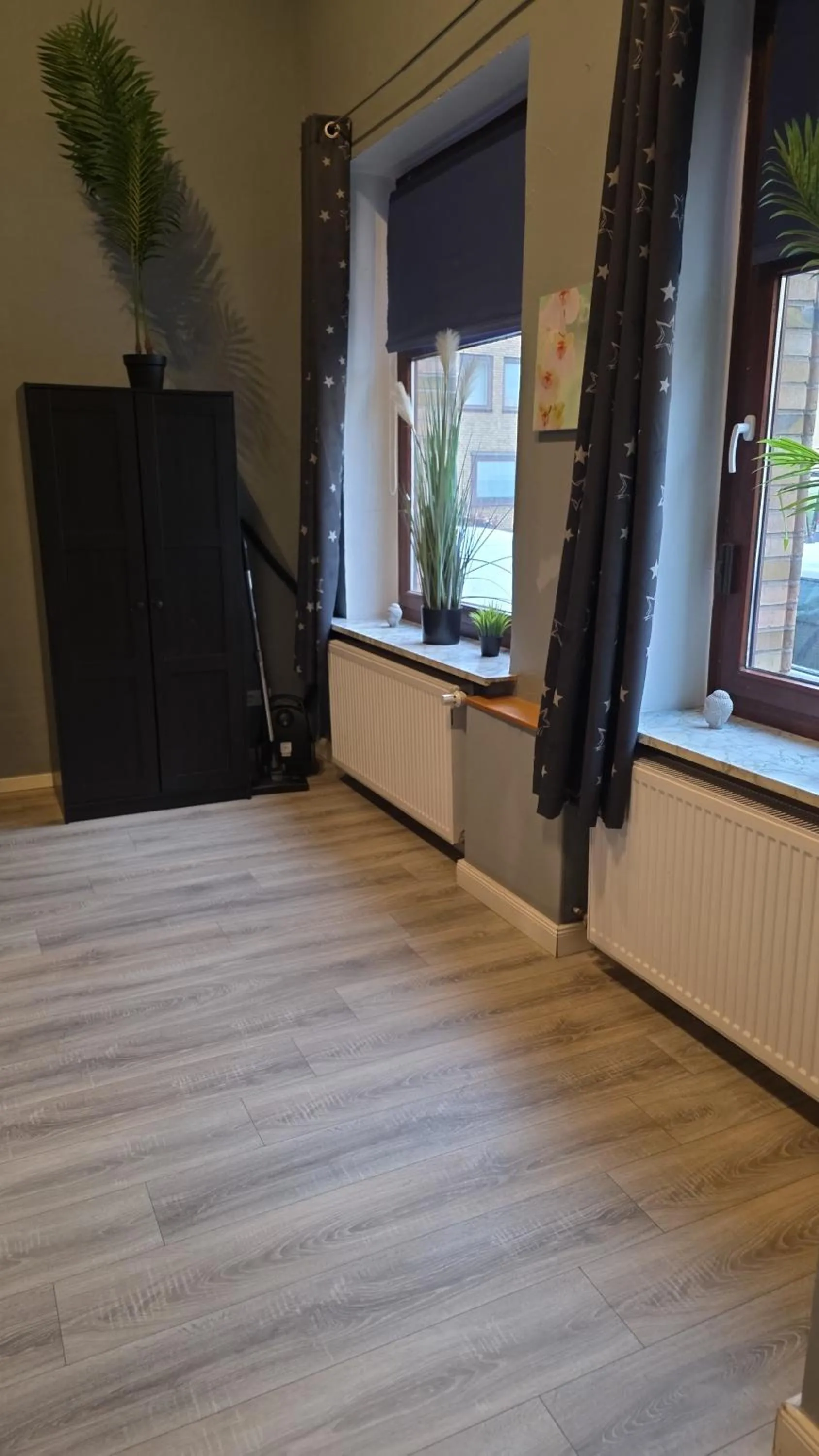 wardrobe in Flensburg City - 24h