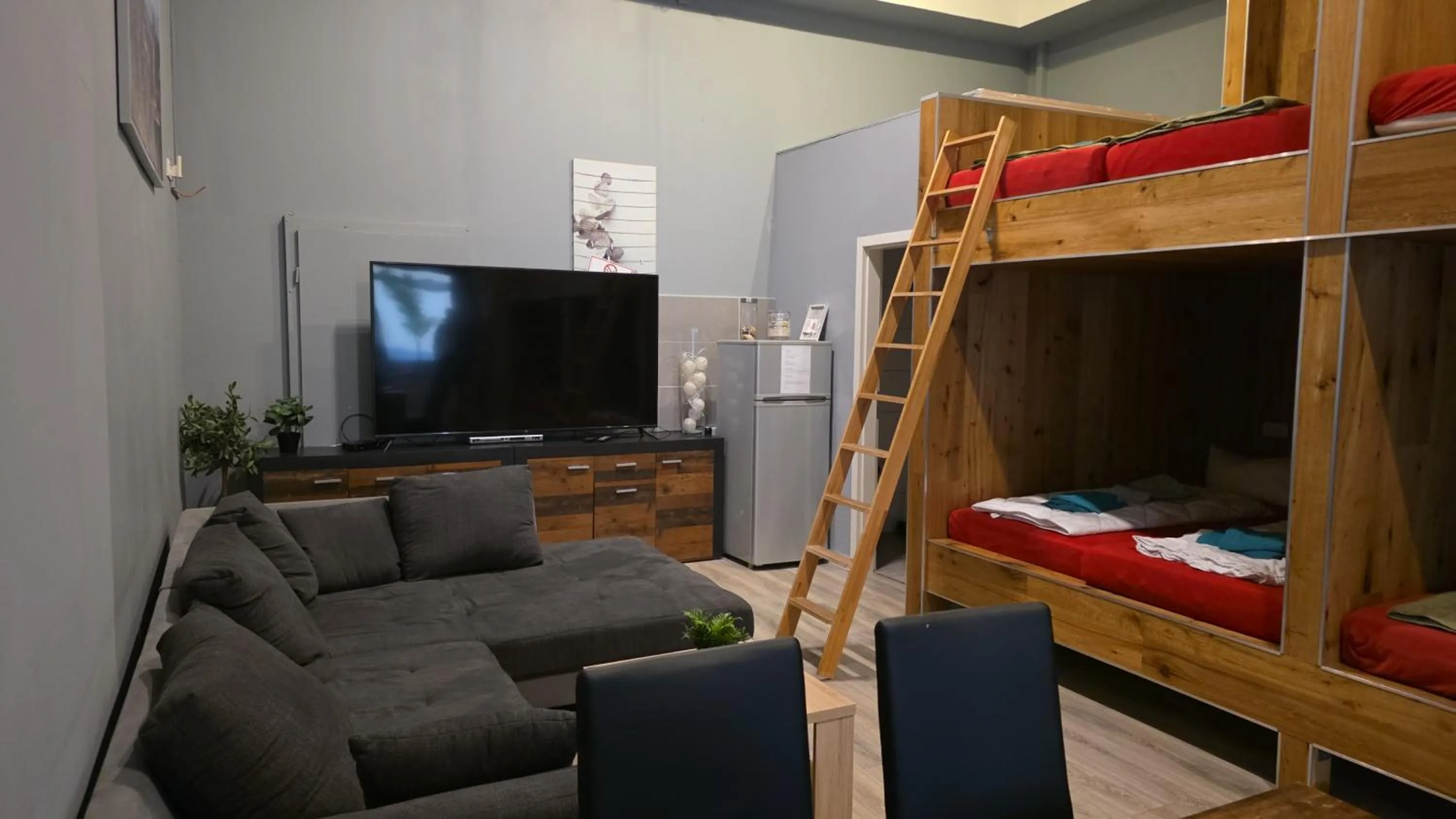 TV and multimedia, Bed in Flensburg City - 24h