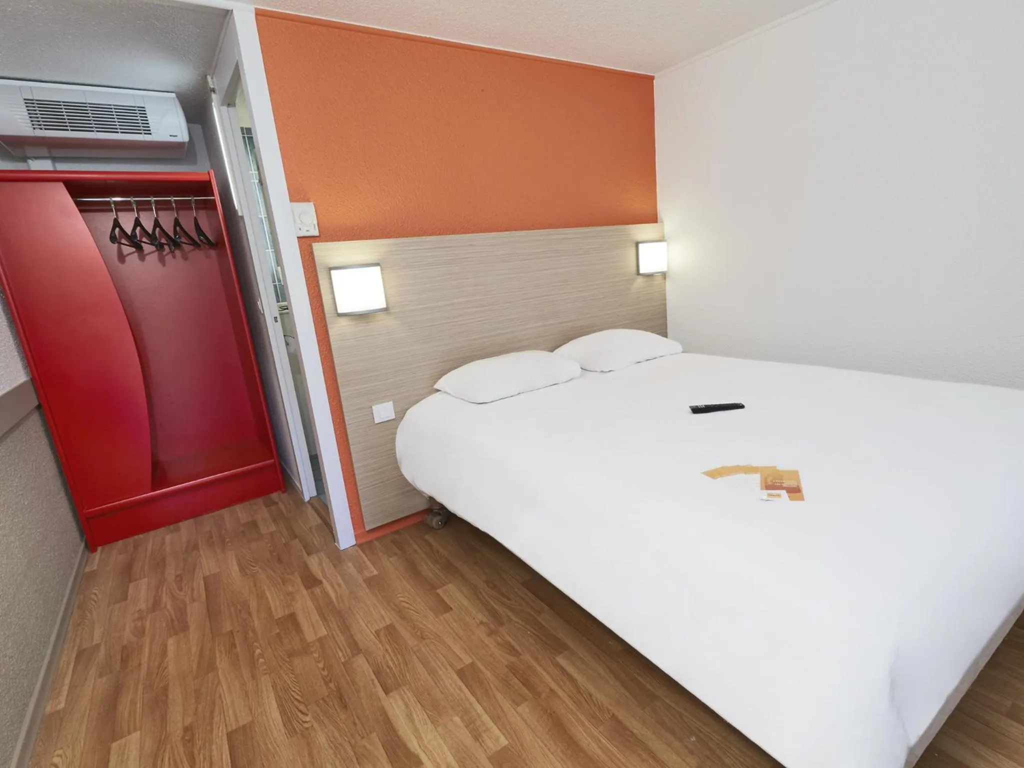 Bed in Premiere Classe Poitiers Futuroscope - Chasseneuil