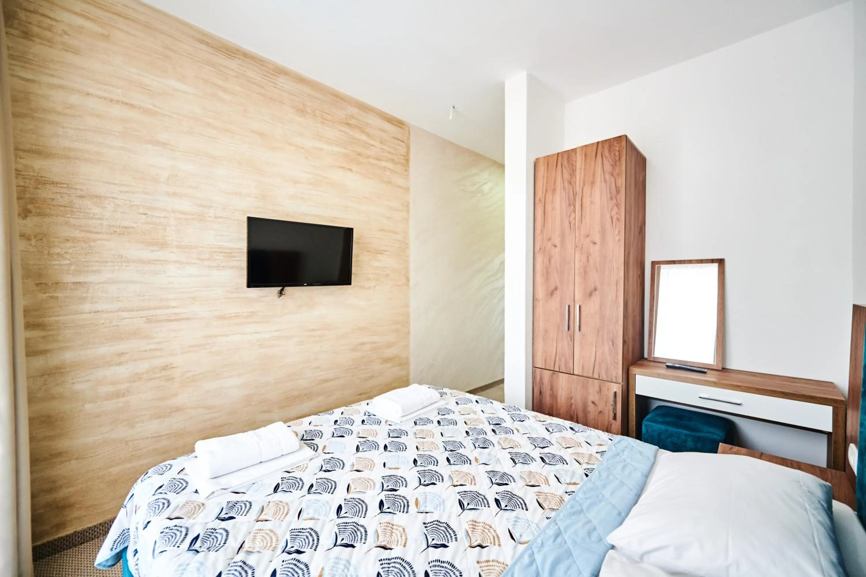 Small Double Room in Hotel Halibas