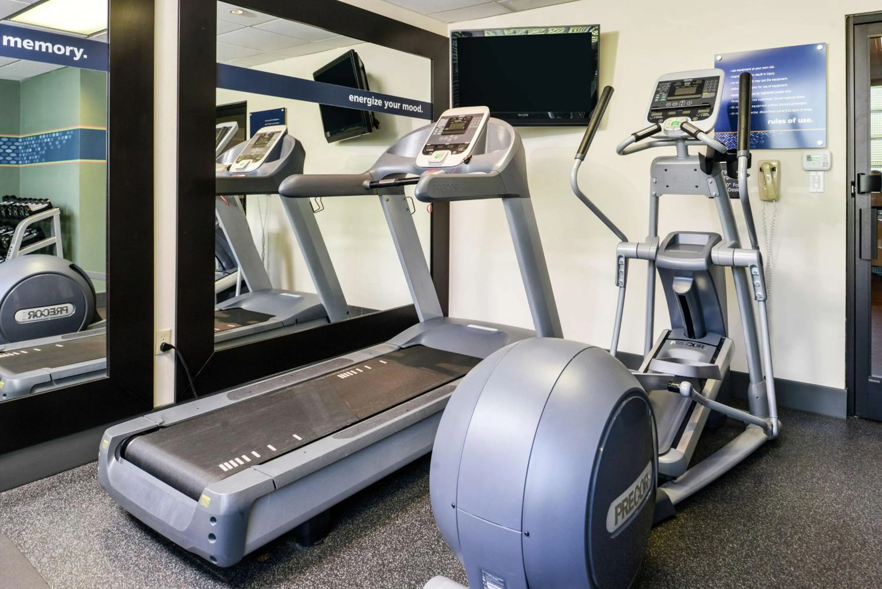 Fitness centre/facilities in Hampton Inn Staunton
