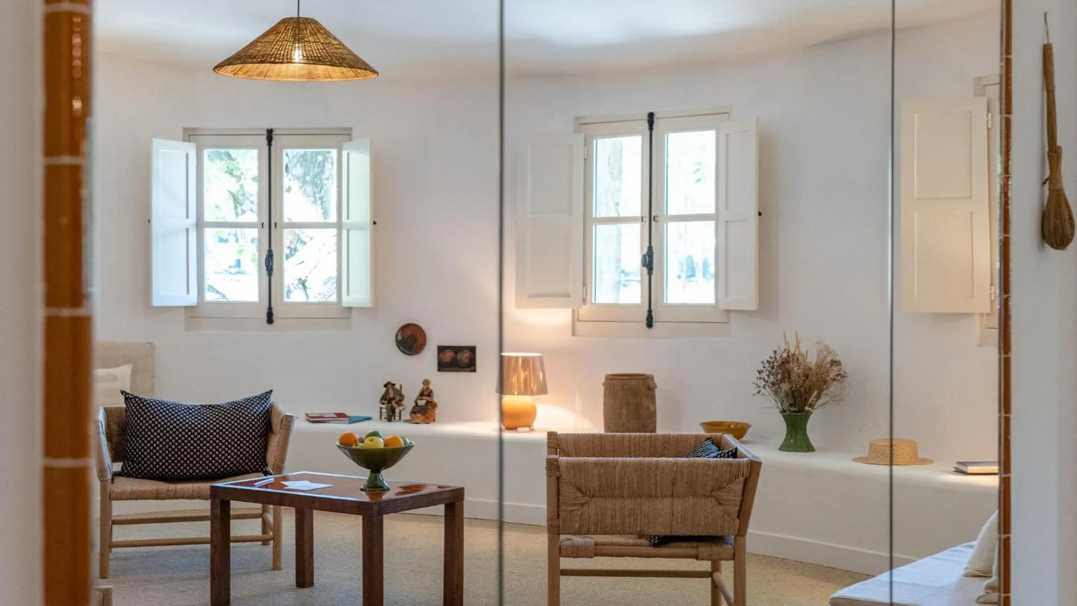 Photo of the whole room in Le Moulin, Lourmarin, a Beaumier Hotel