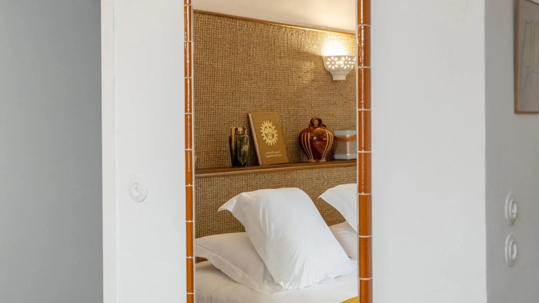 Photo of the whole room, Bed in Le Moulin, Lourmarin, a Beaumier Hotel