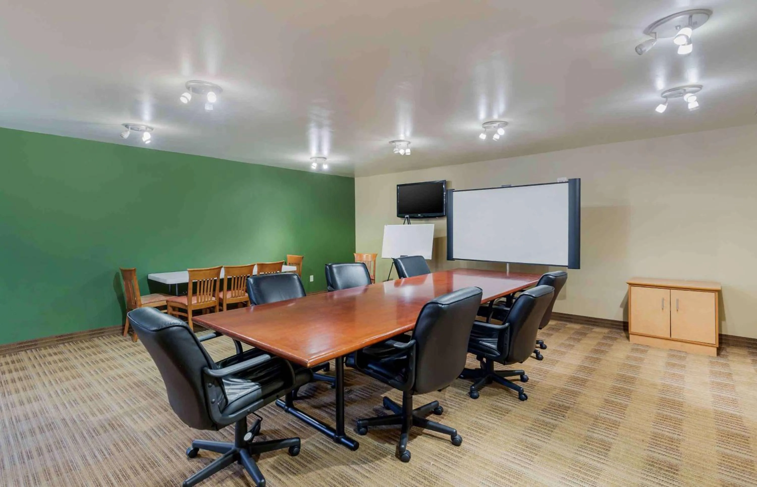 Meeting/conference room in Extended Stay America Suites - Fayetteville - Fort Bragg