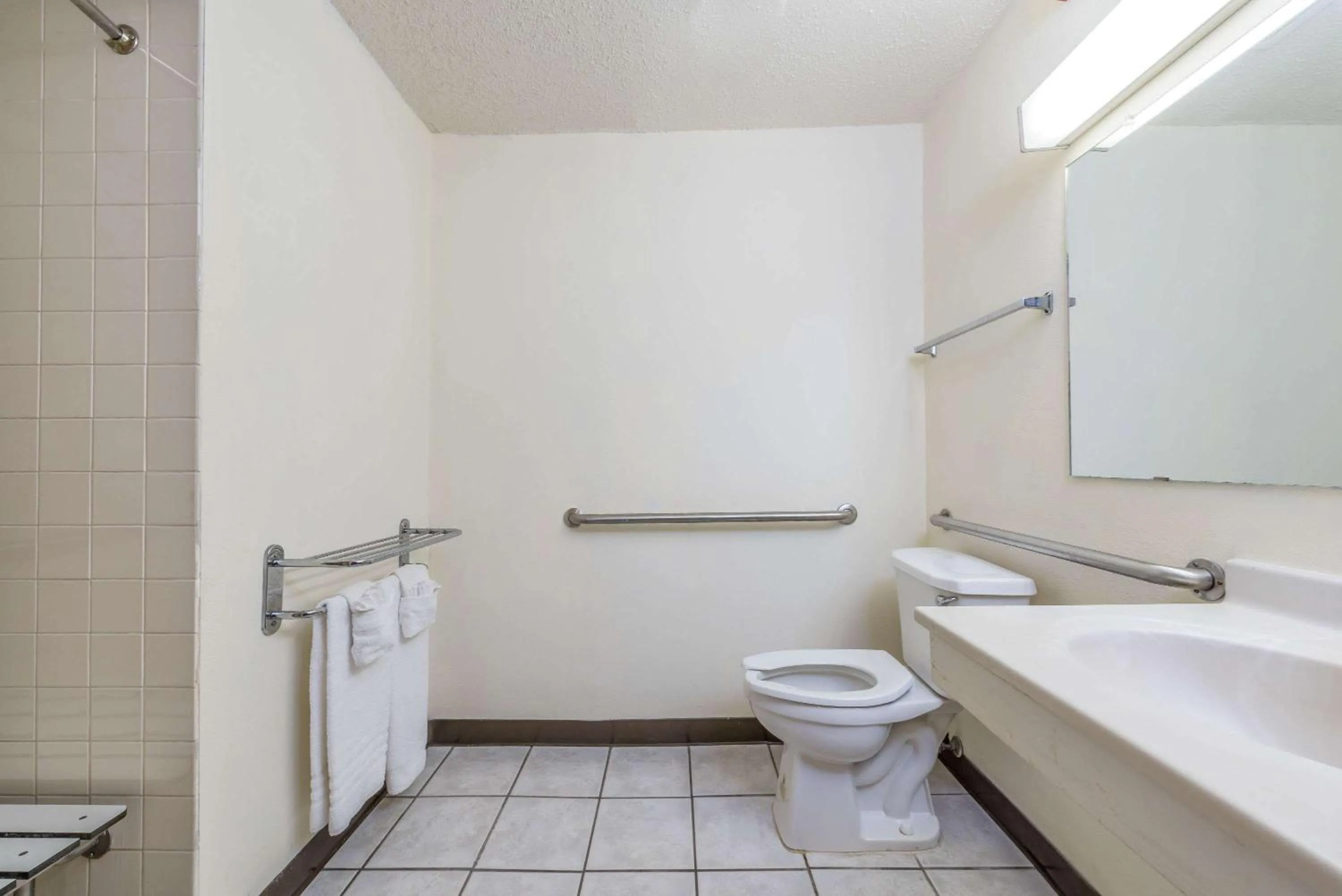 On site in Super 8 by Wyndham Denton