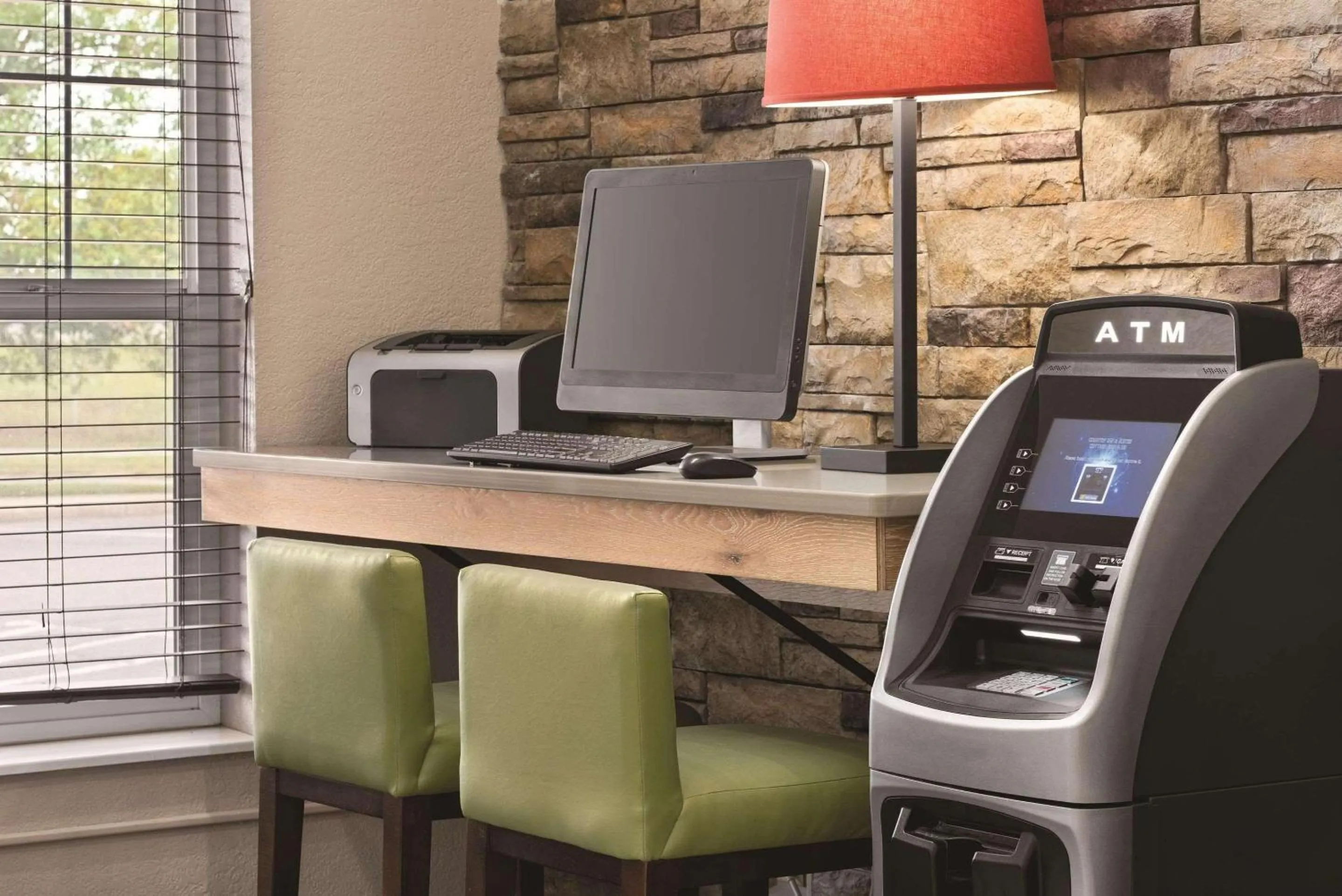 Business facilities in Country Inn & Suites by Radisson, Cottage Grove, MN