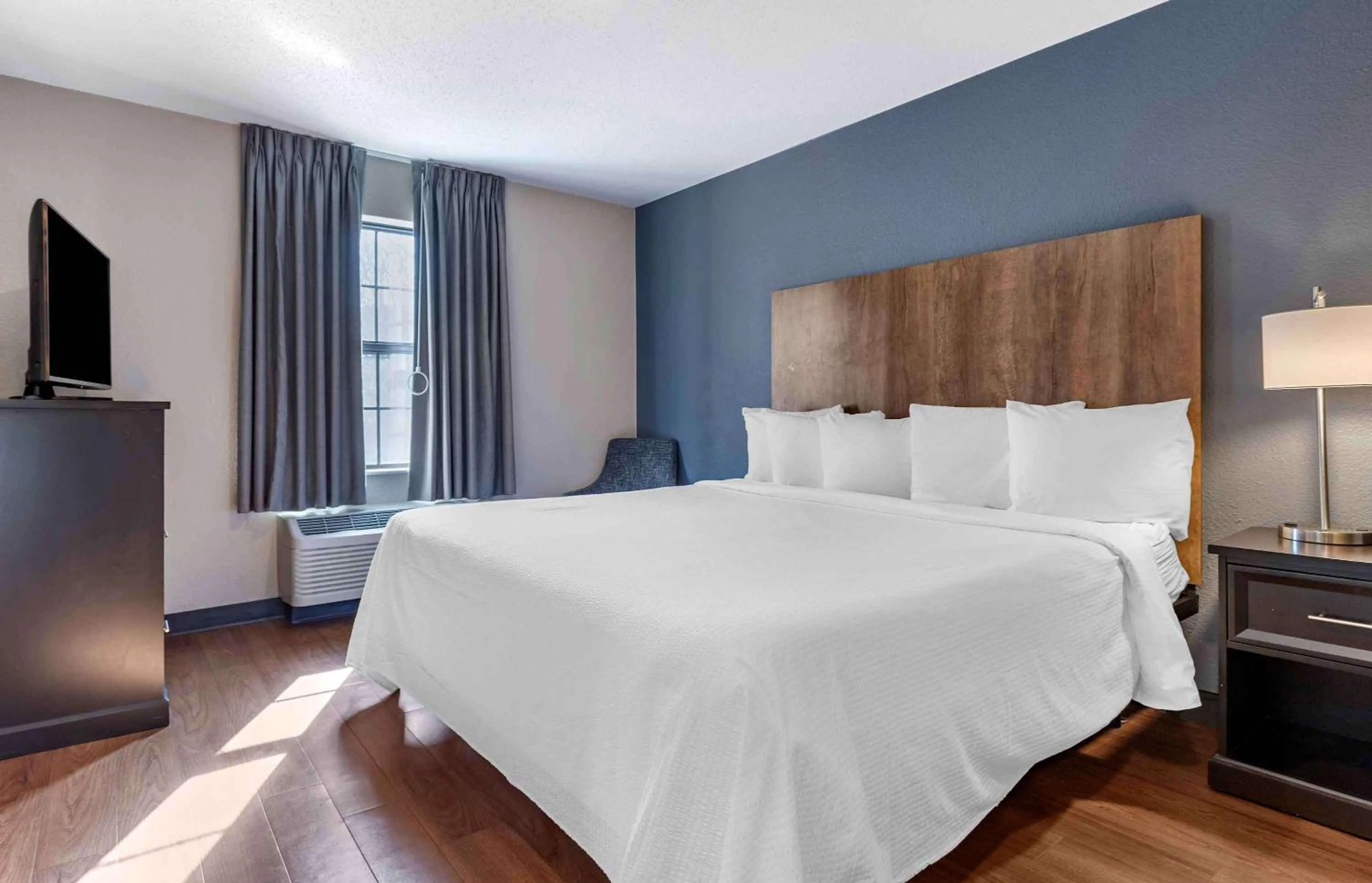 Bedroom, Bed in Extended Stay America Premier Suites - Charlotte - Pineville - Pineville Matthews Rd.