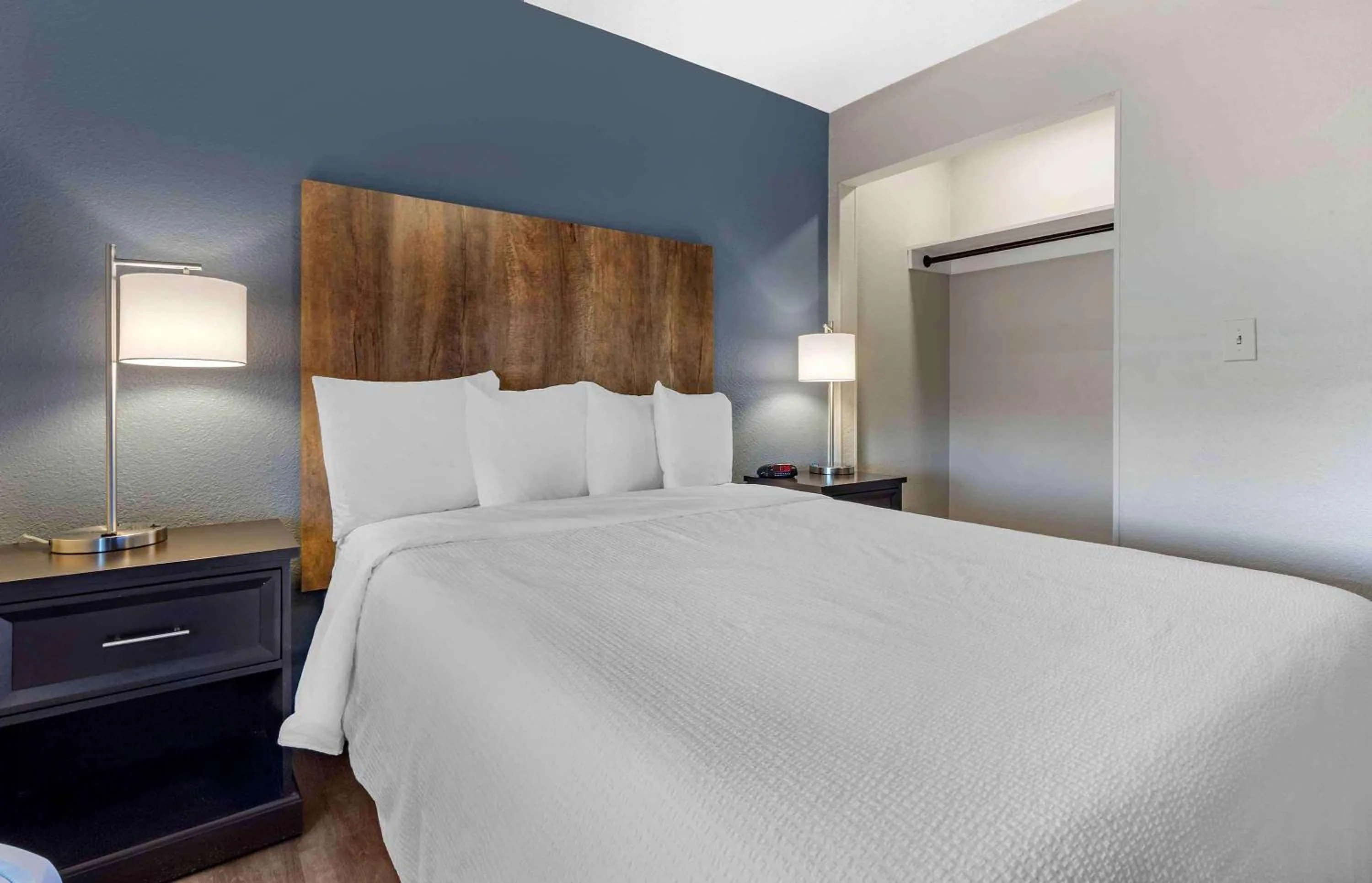 Bedroom, Bed in Extended Stay America Premier Suites - Charlotte - Pineville - Pineville Matthews Rd.