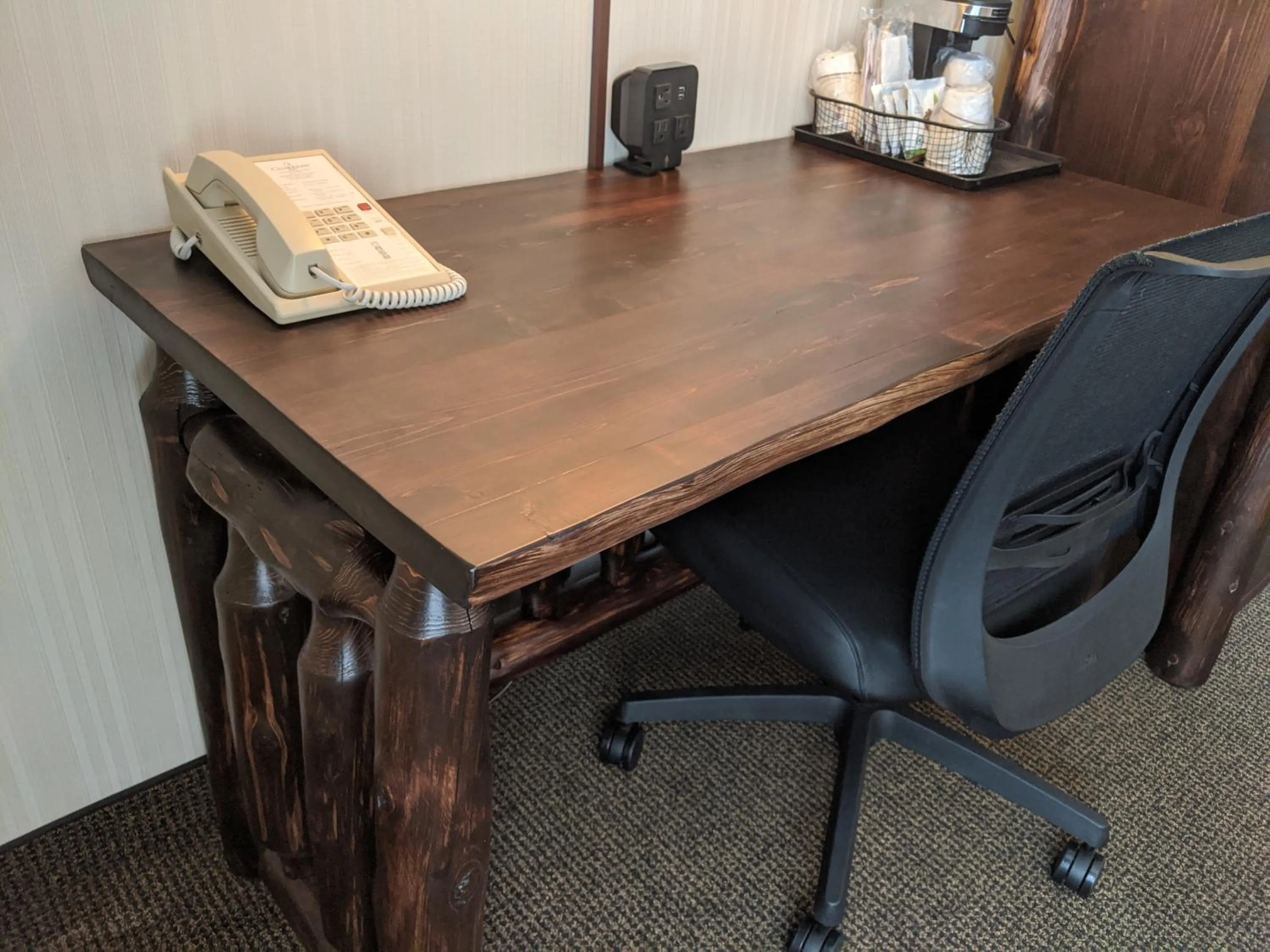 Coffee/tea facilities in Clubhouse Inn