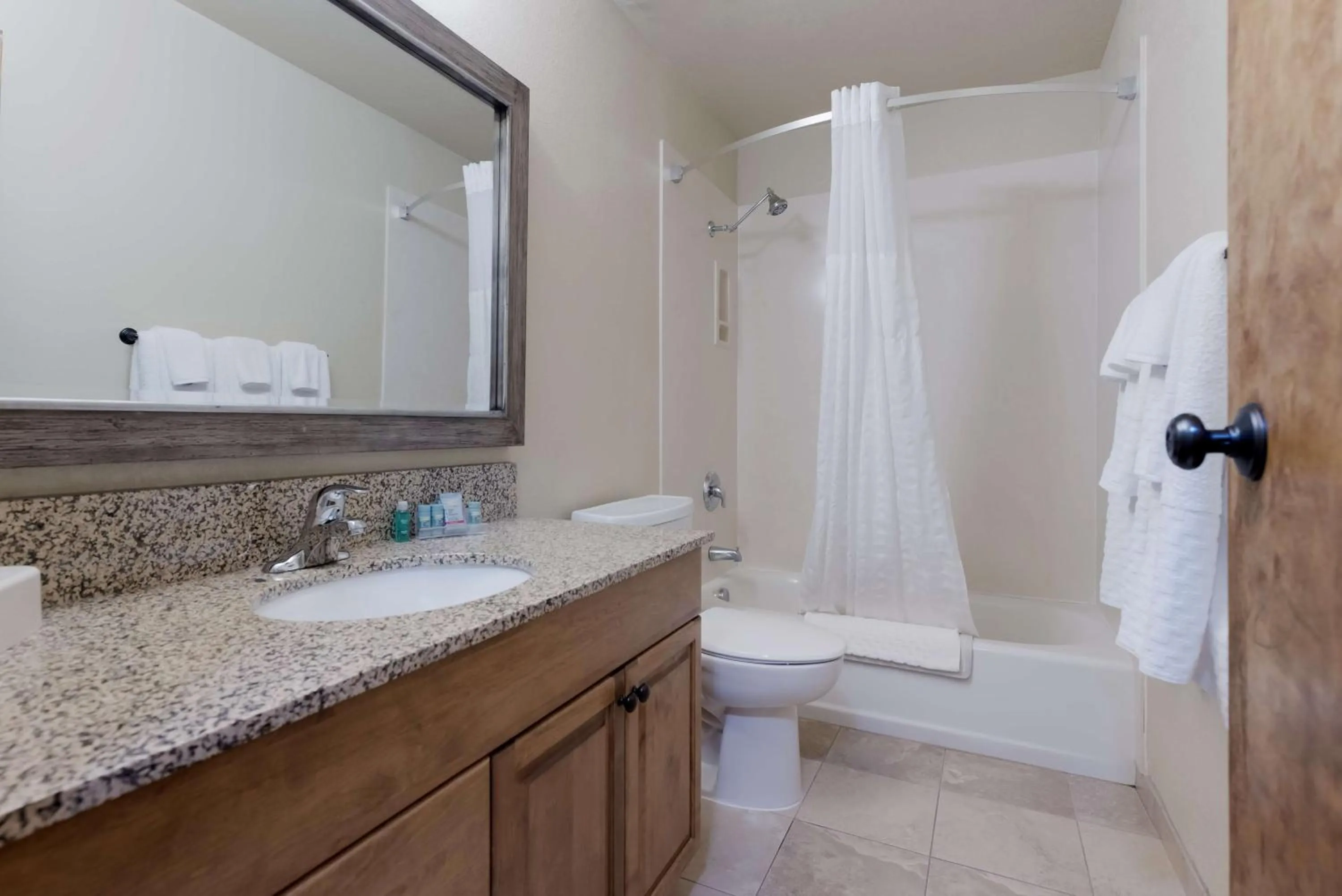 Bathroom in Best Western Foothills Inn