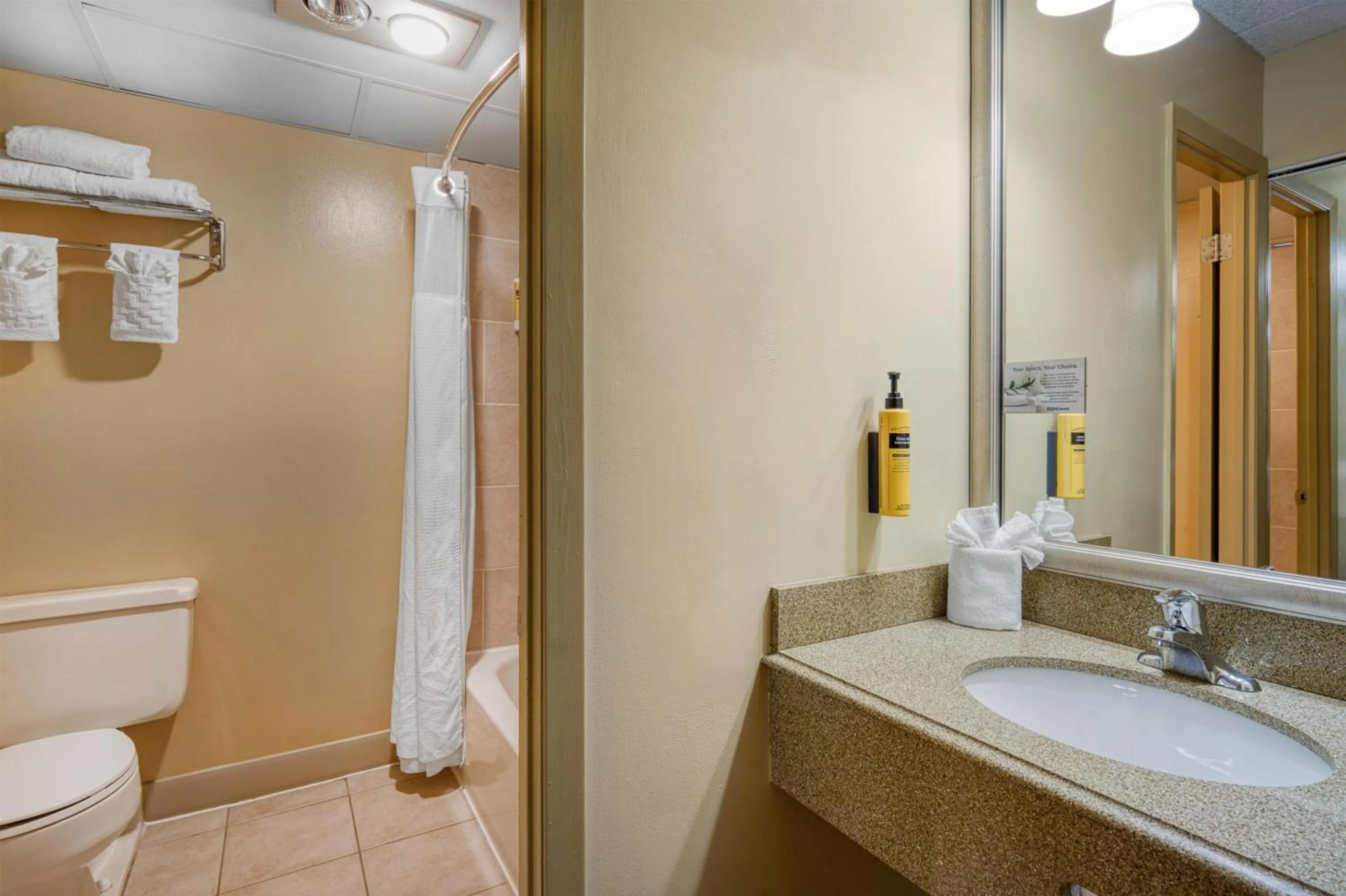 Bathroom in Best Western Plus Wilkes Barre Center City