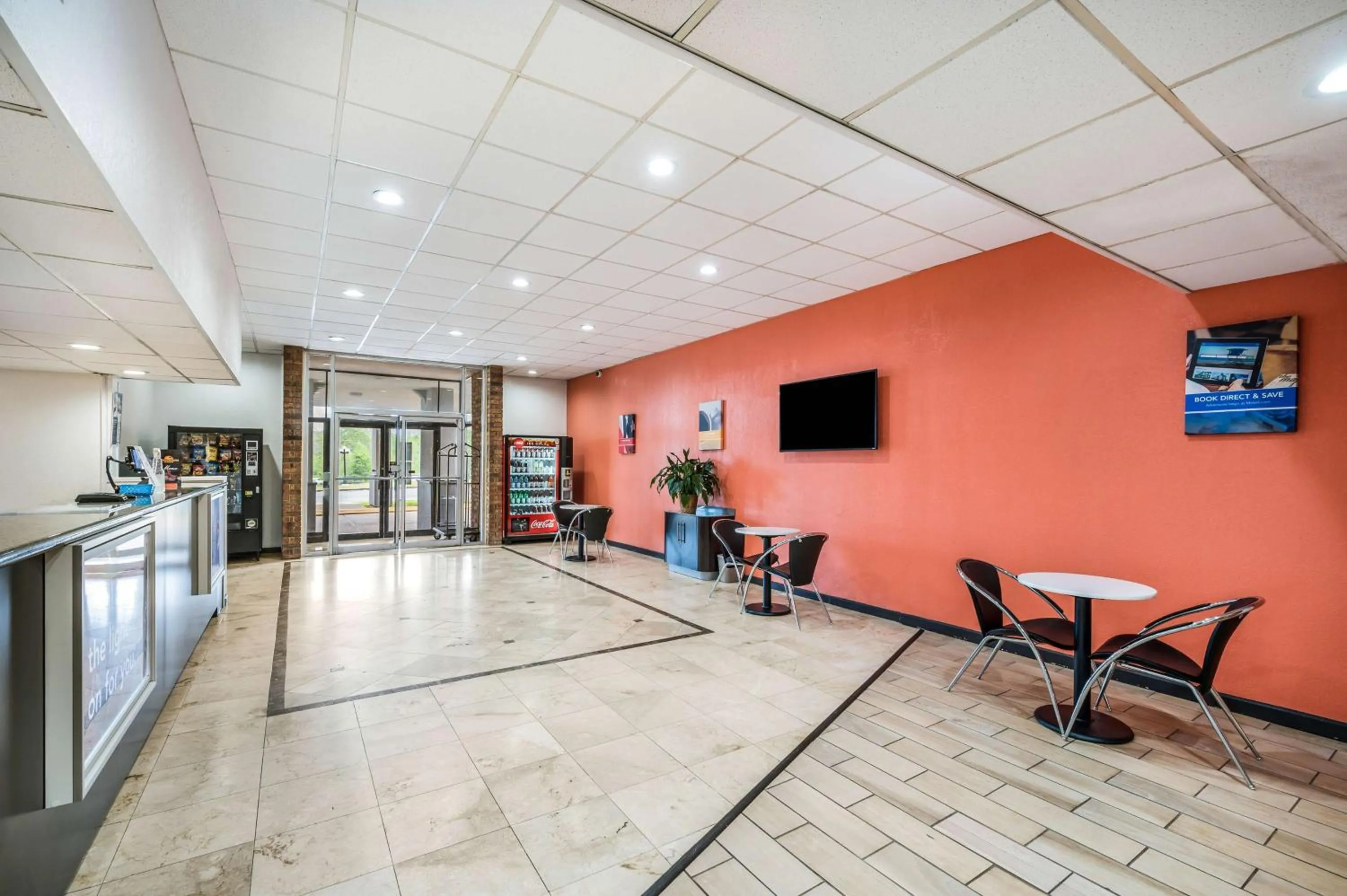 Lobby or reception in Motel 6-Henderson, TX