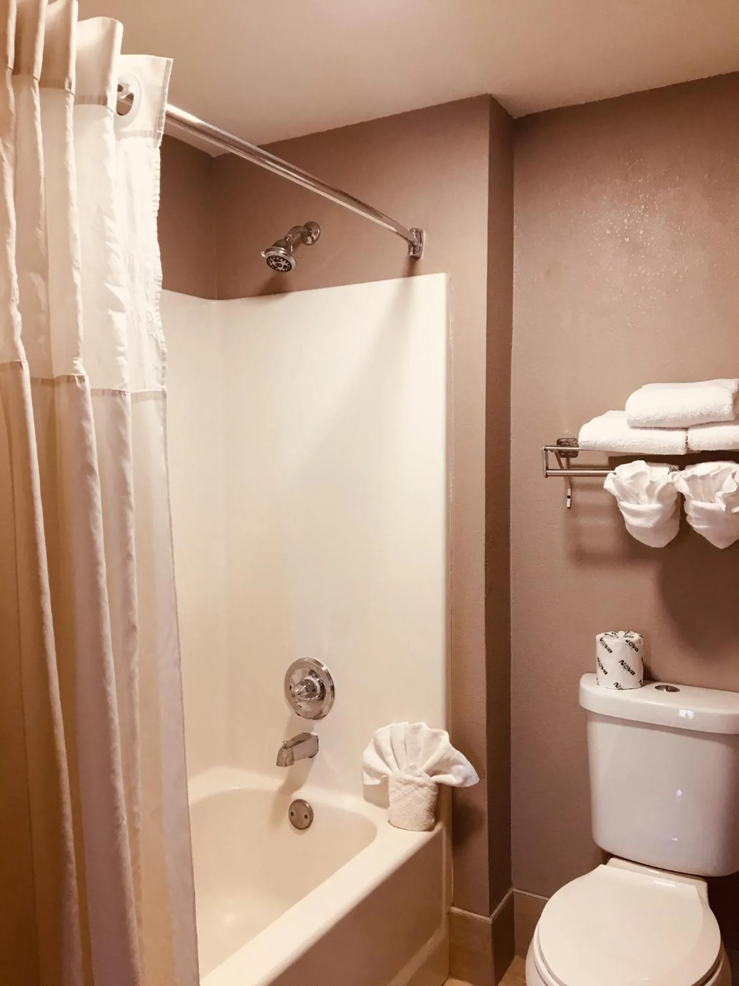 Hawthorn Extended Stay by Wyndham Conyers