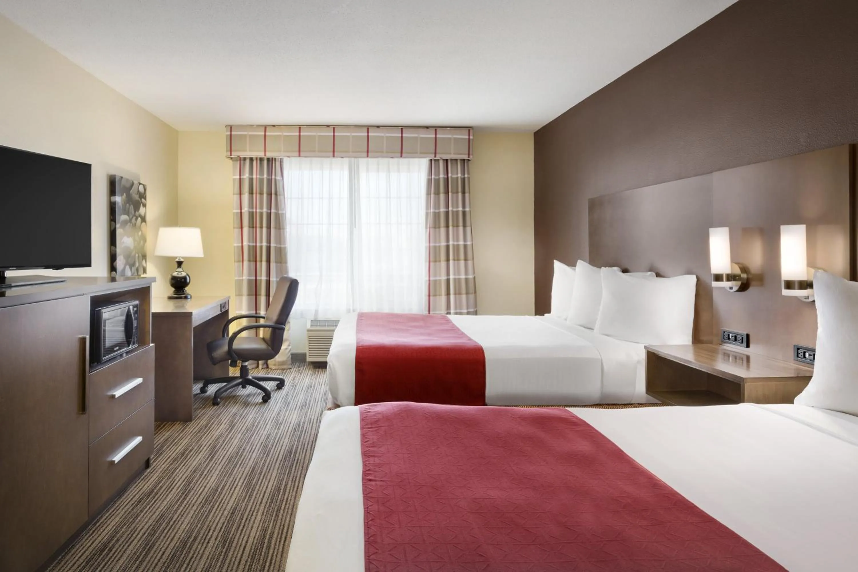 Photo of the whole room, Bed in Country Inn & Suites by Radisson, Albert Lea - Austin