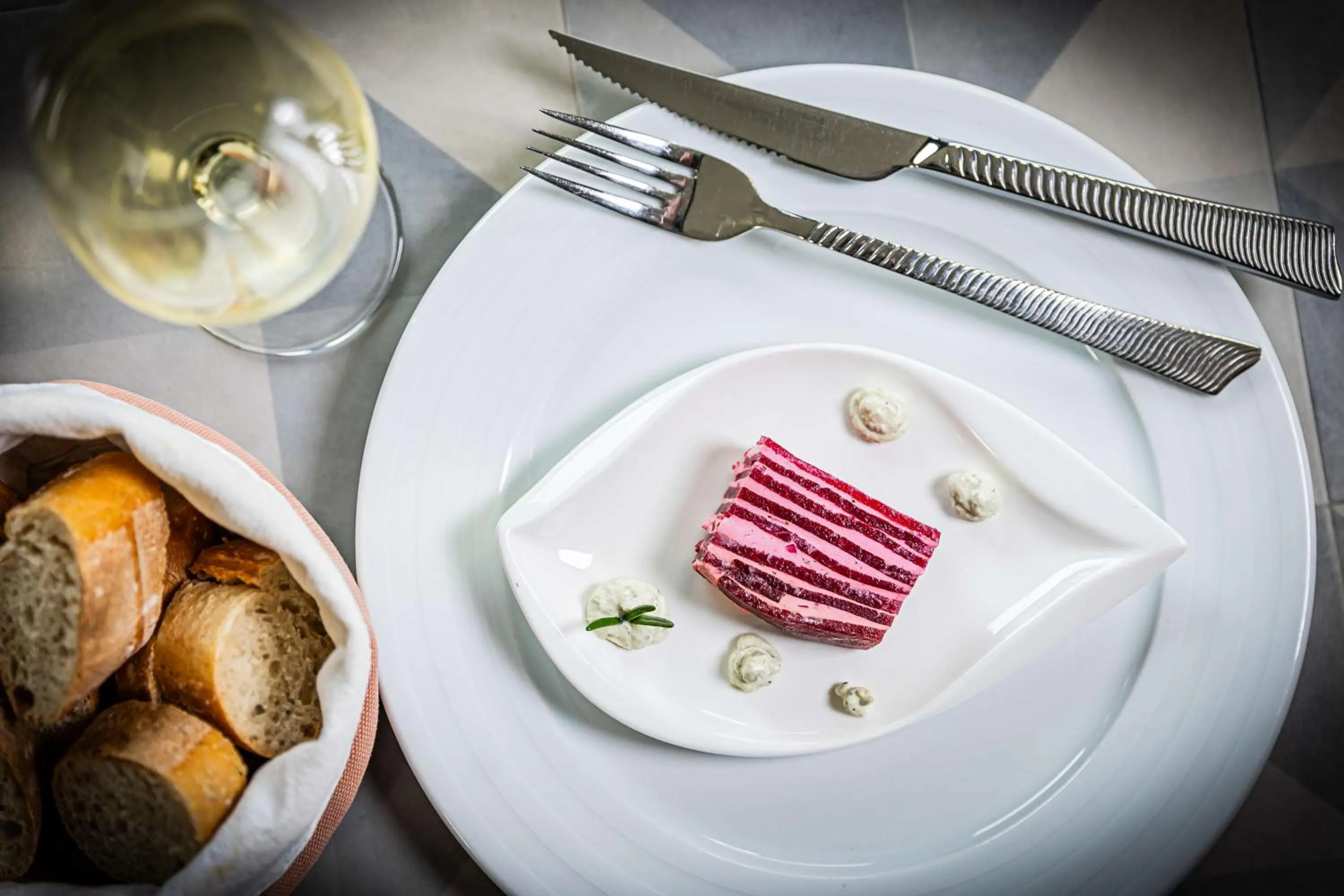 Restaurant/places to eat in Best Western Le Moulin de Ducey