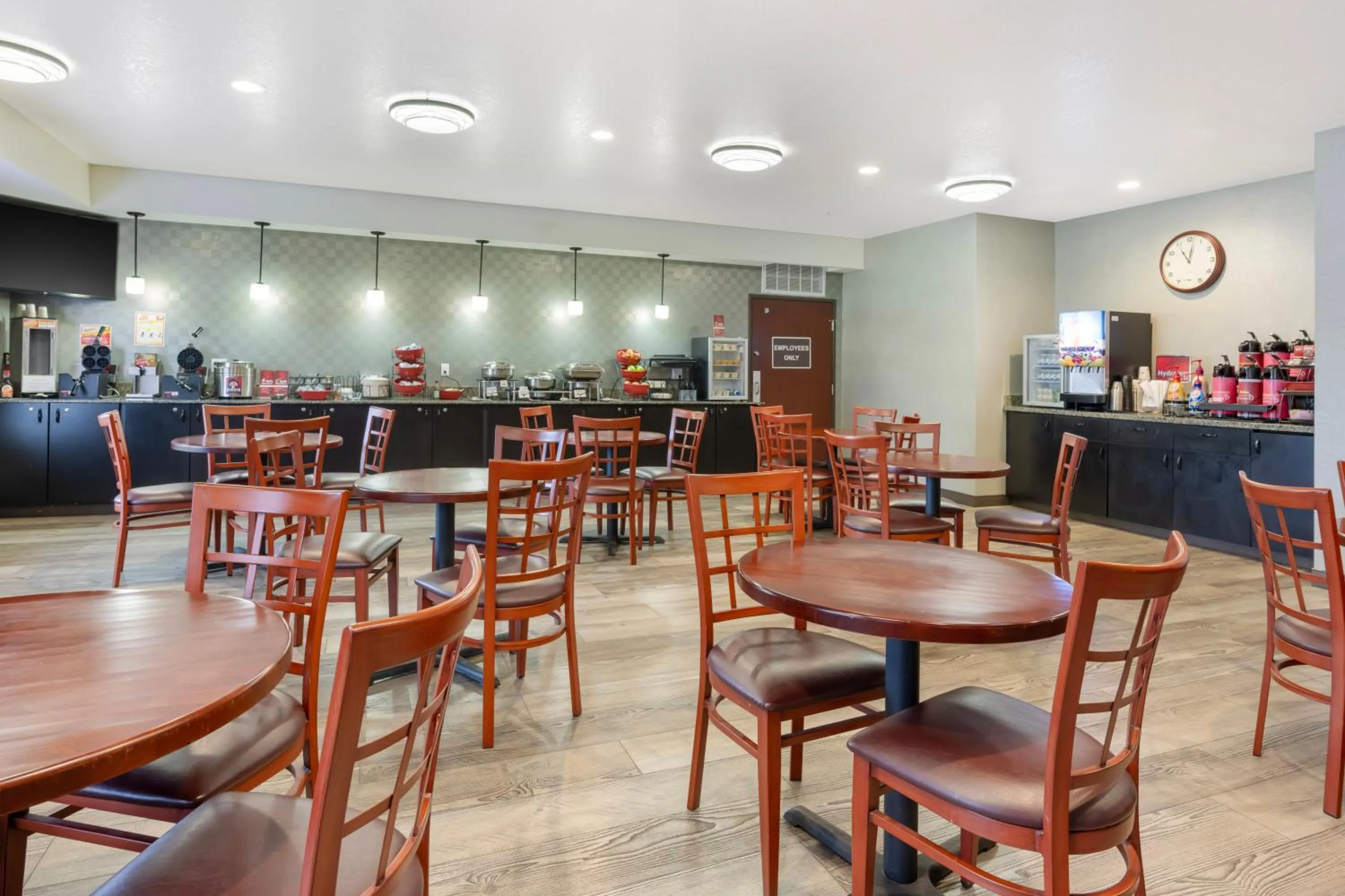 Breakfast in Best Western PLUS Walla Walla Suites Inn