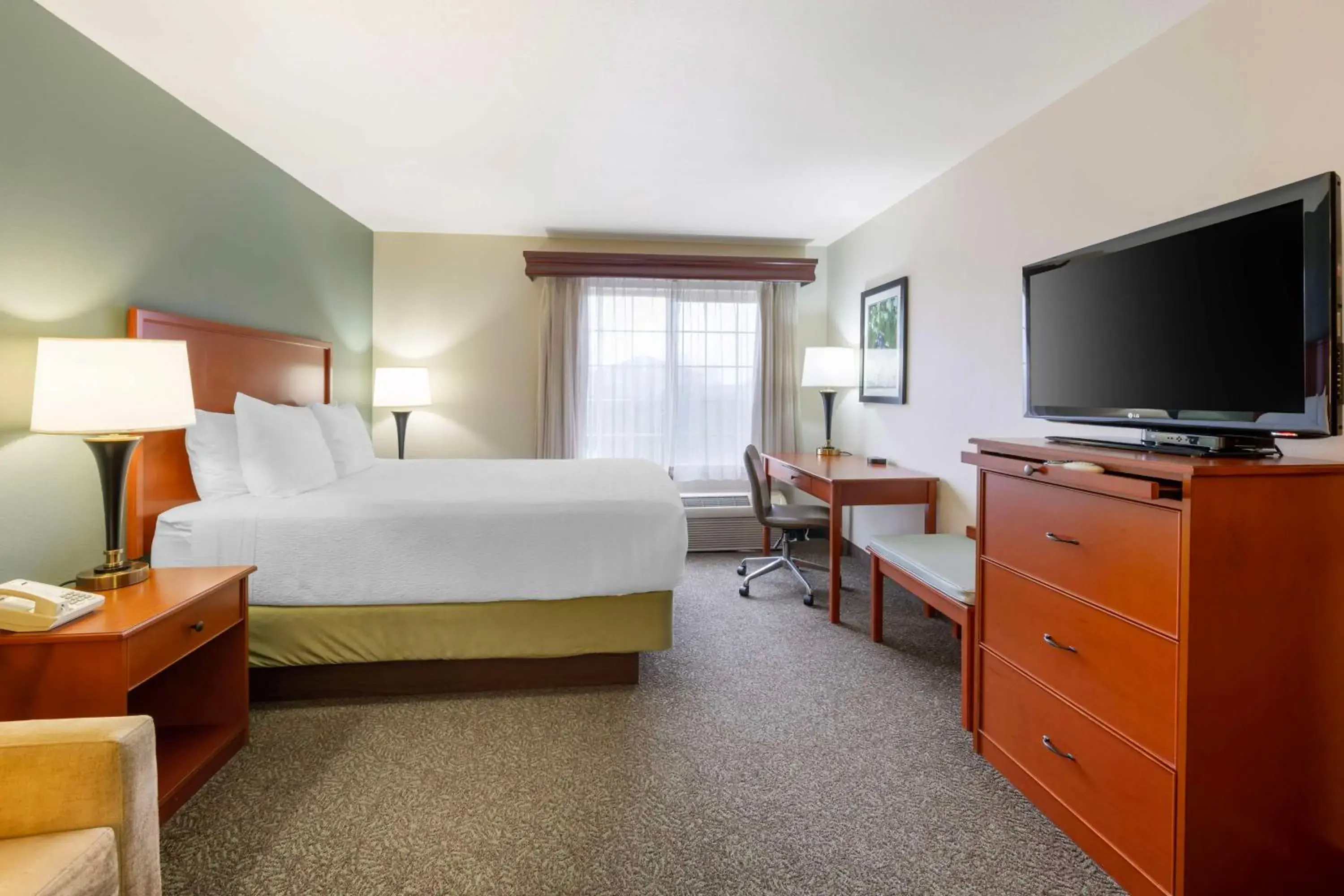 King Room in Best Western PLUS Walla Walla Suites Inn King Room in Best Western PLUS Walla Walla Suites Inn