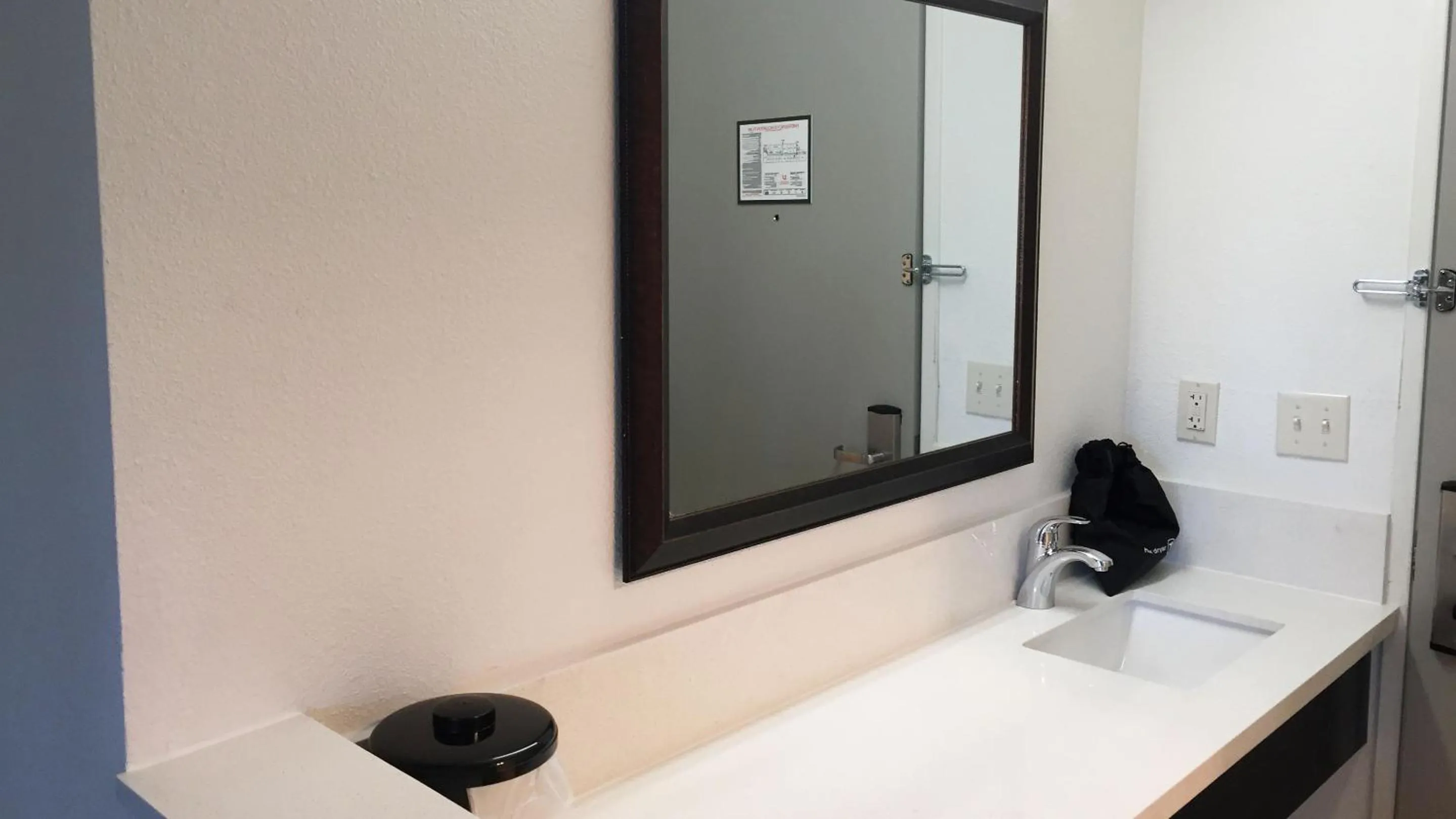 Area and facilities in Comfort Inn & Suites Tigard near Washington Square