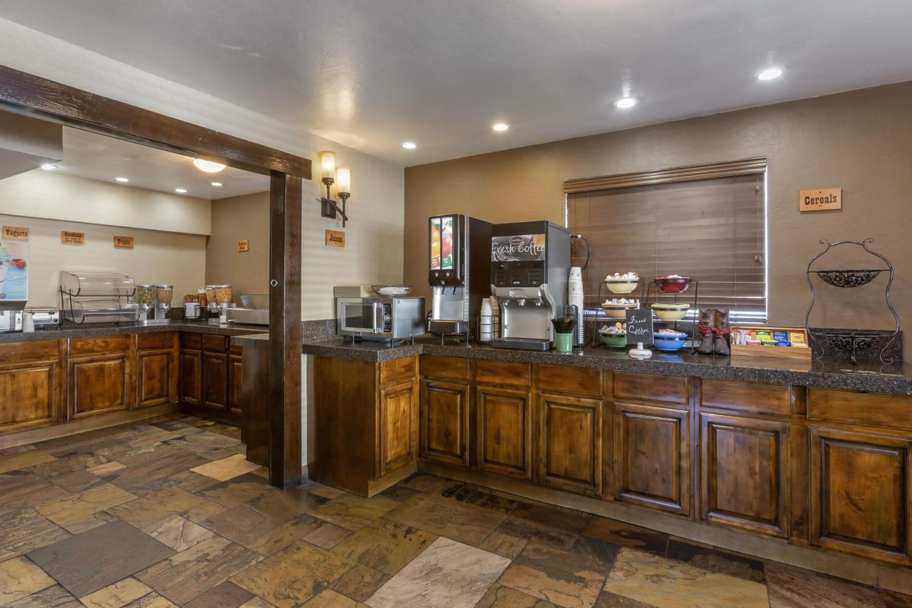 Breakfast in Best Western Rancho Grande